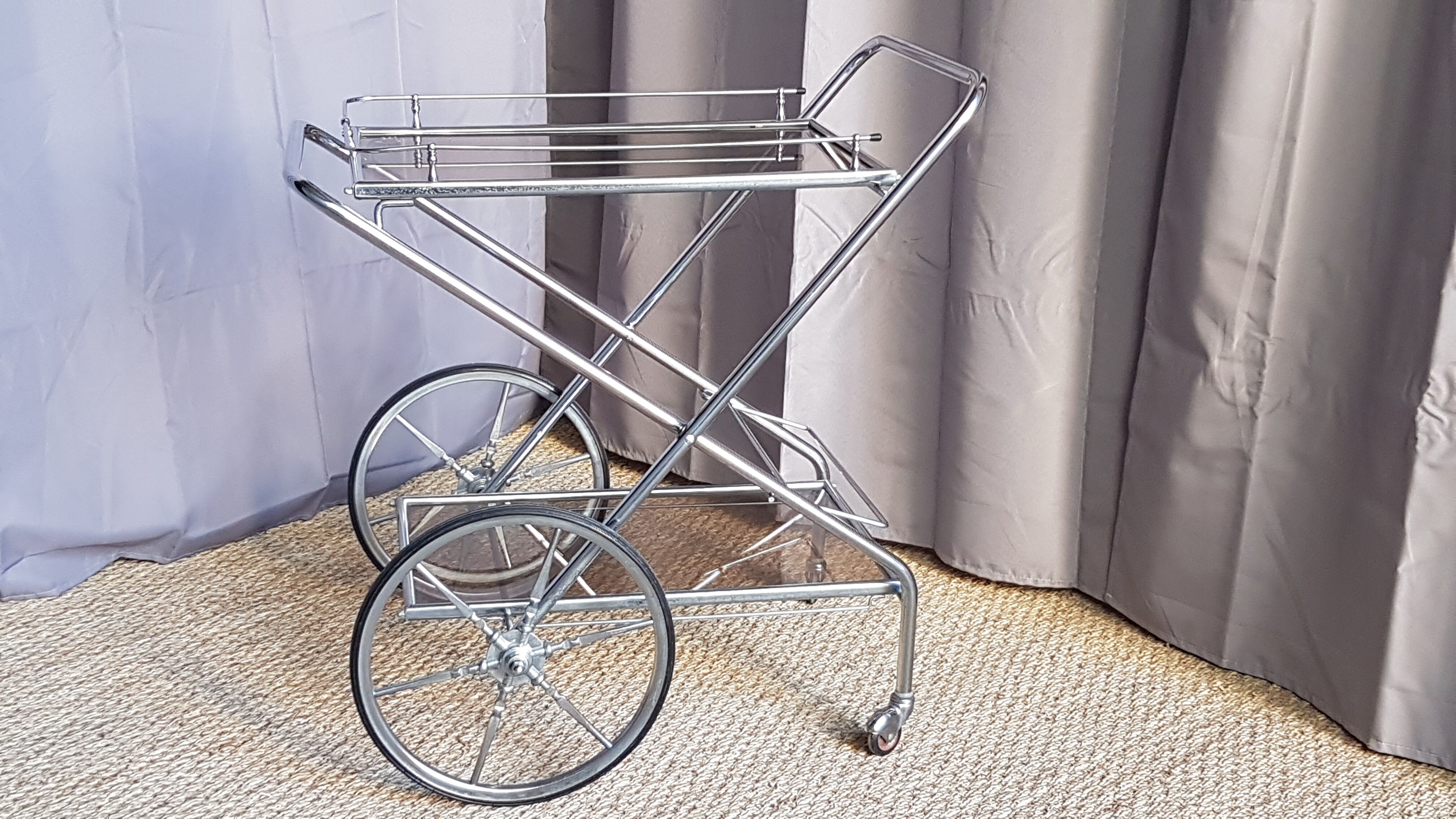 Desserte vintage chromée