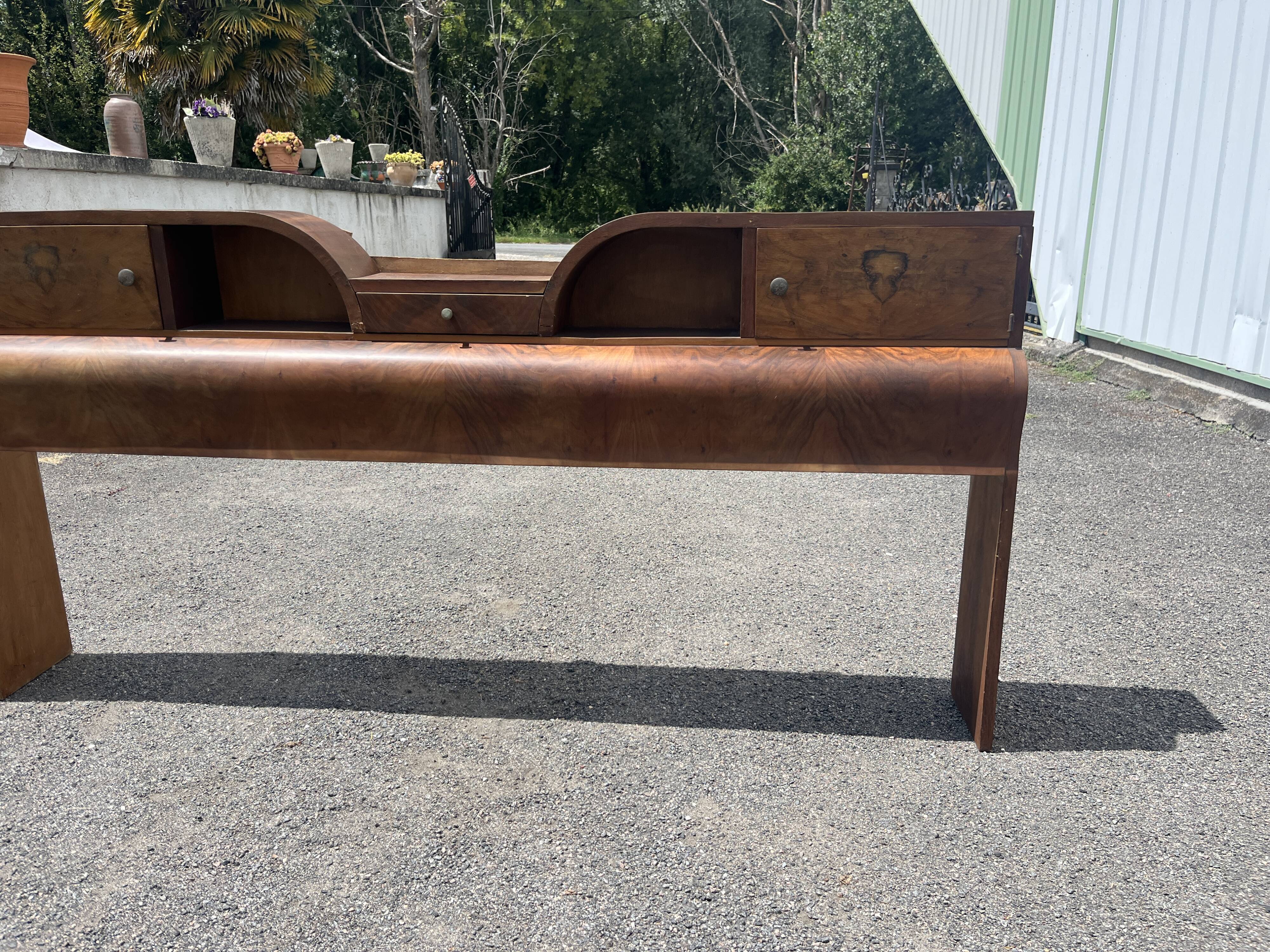 Art Deco Console Headboard in Walnut Veneer – 1930s