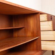 Enfilade Danoise en teck modèle 42 par Harry Østergaard/Randers Mobelfabrik