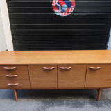 Row in the 1960s teak