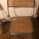 Can folding chairs