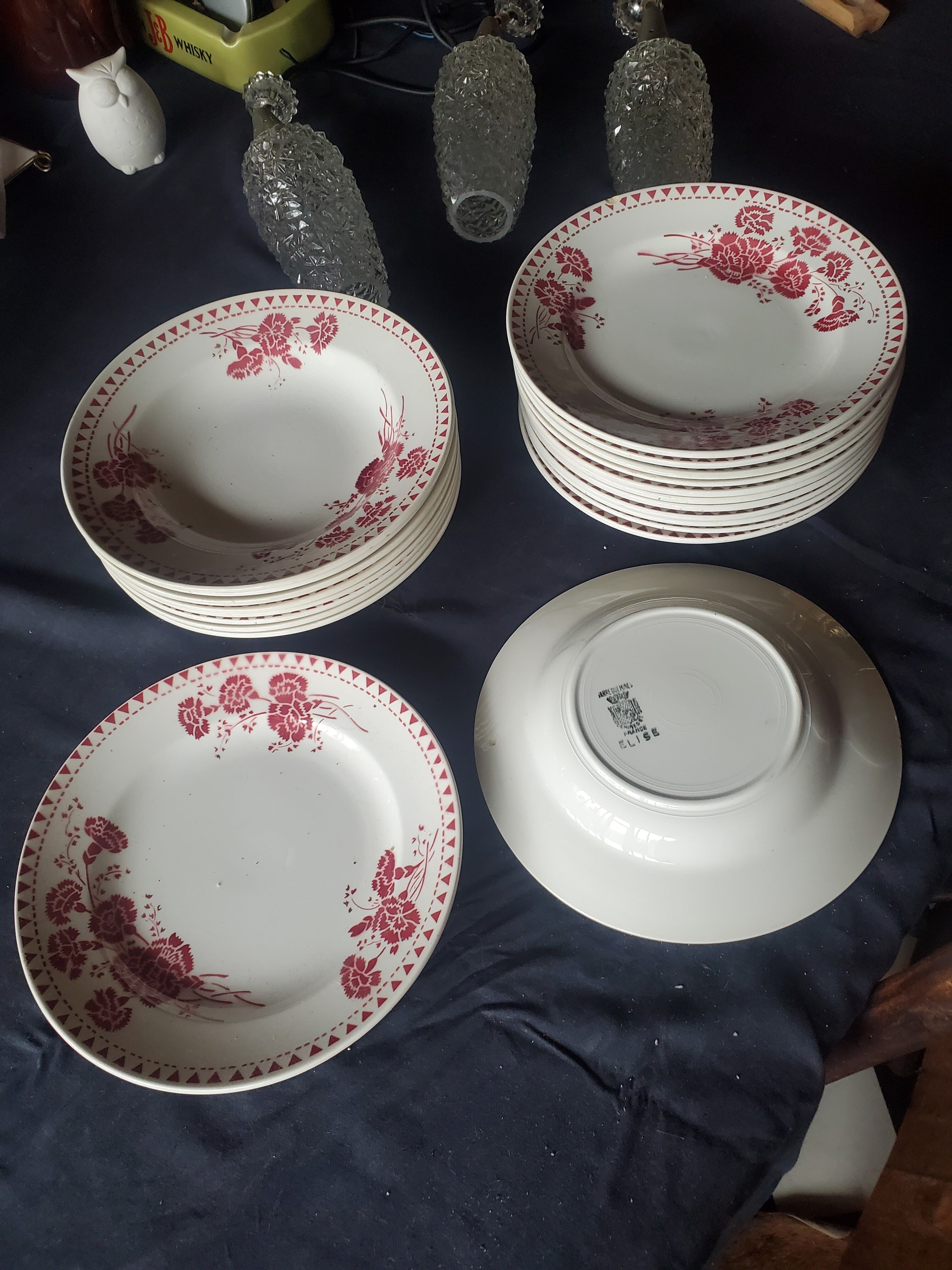 Sarreguemines plates