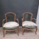 Paire de fauteuils de style Louis XV