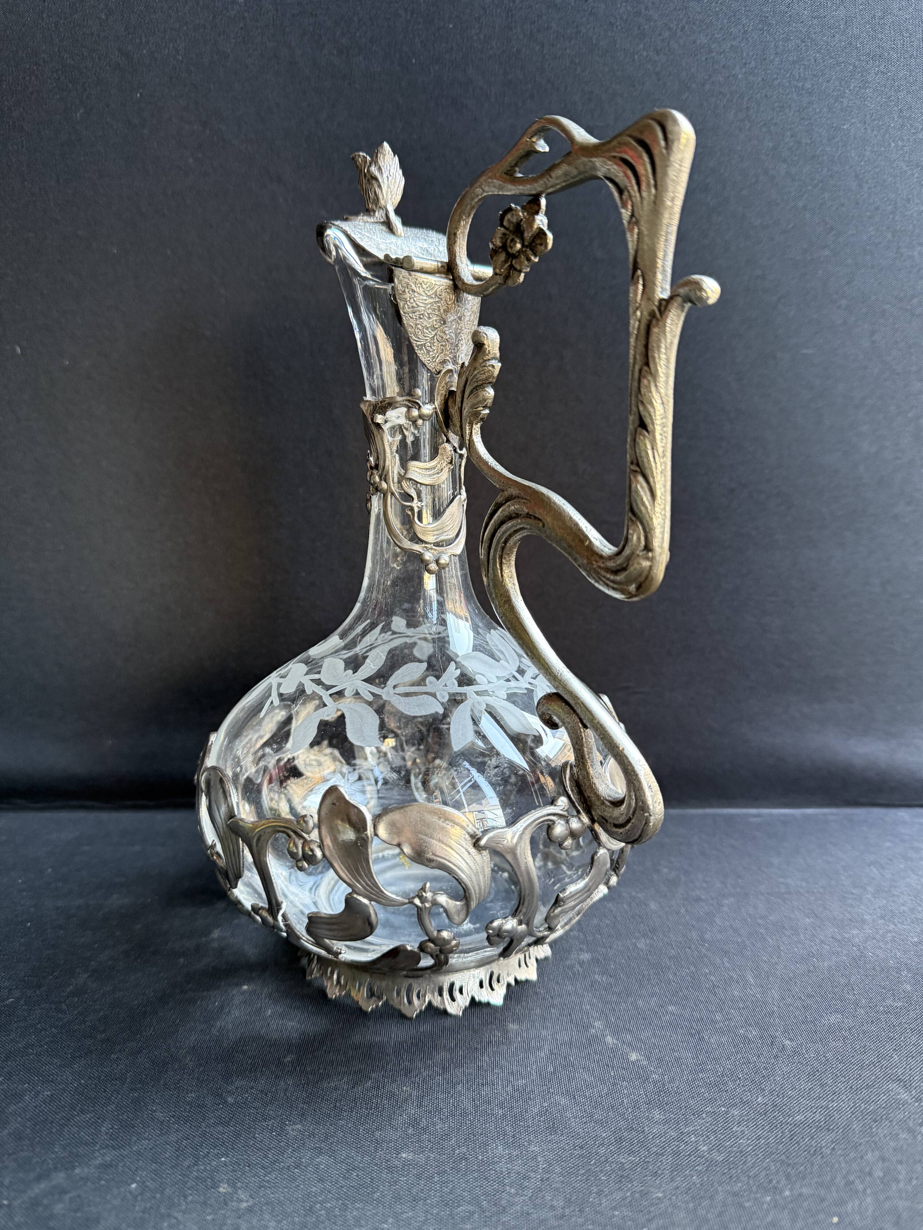 Ewer – Engraved glass and silver-plated metal – Mistletoe decoration