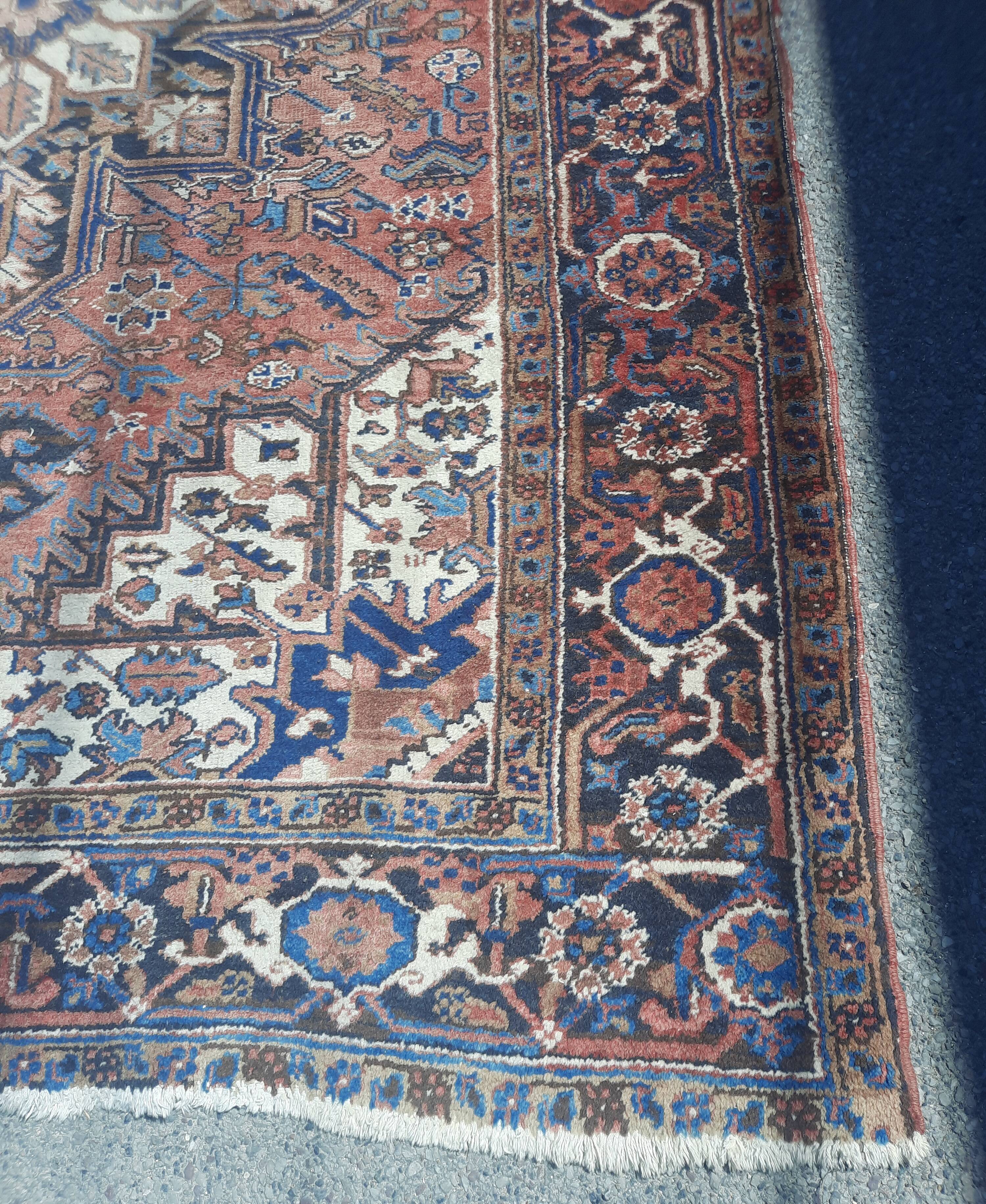 Oriental rug 3.5 x 2.5