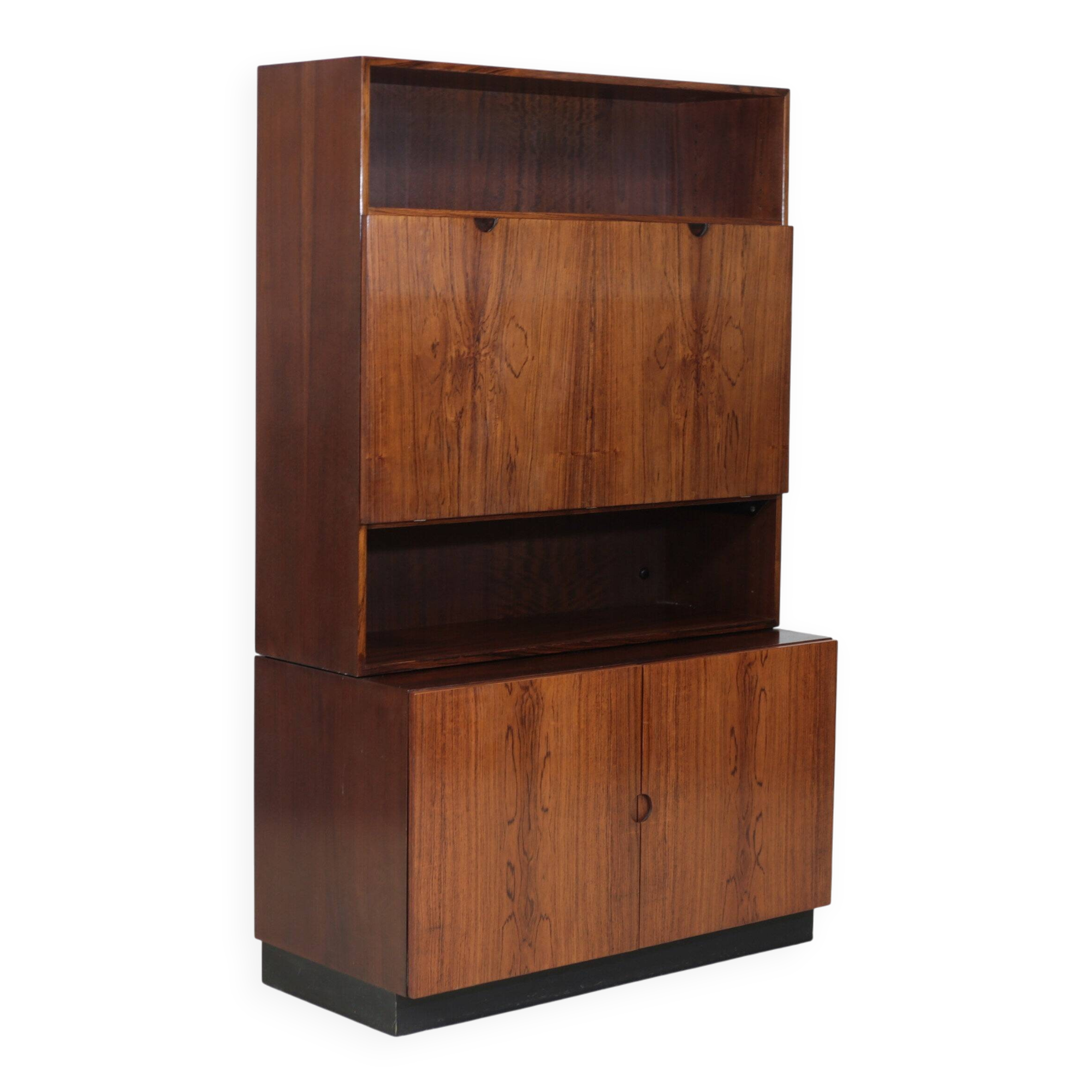 Buffet and Bramin secretary