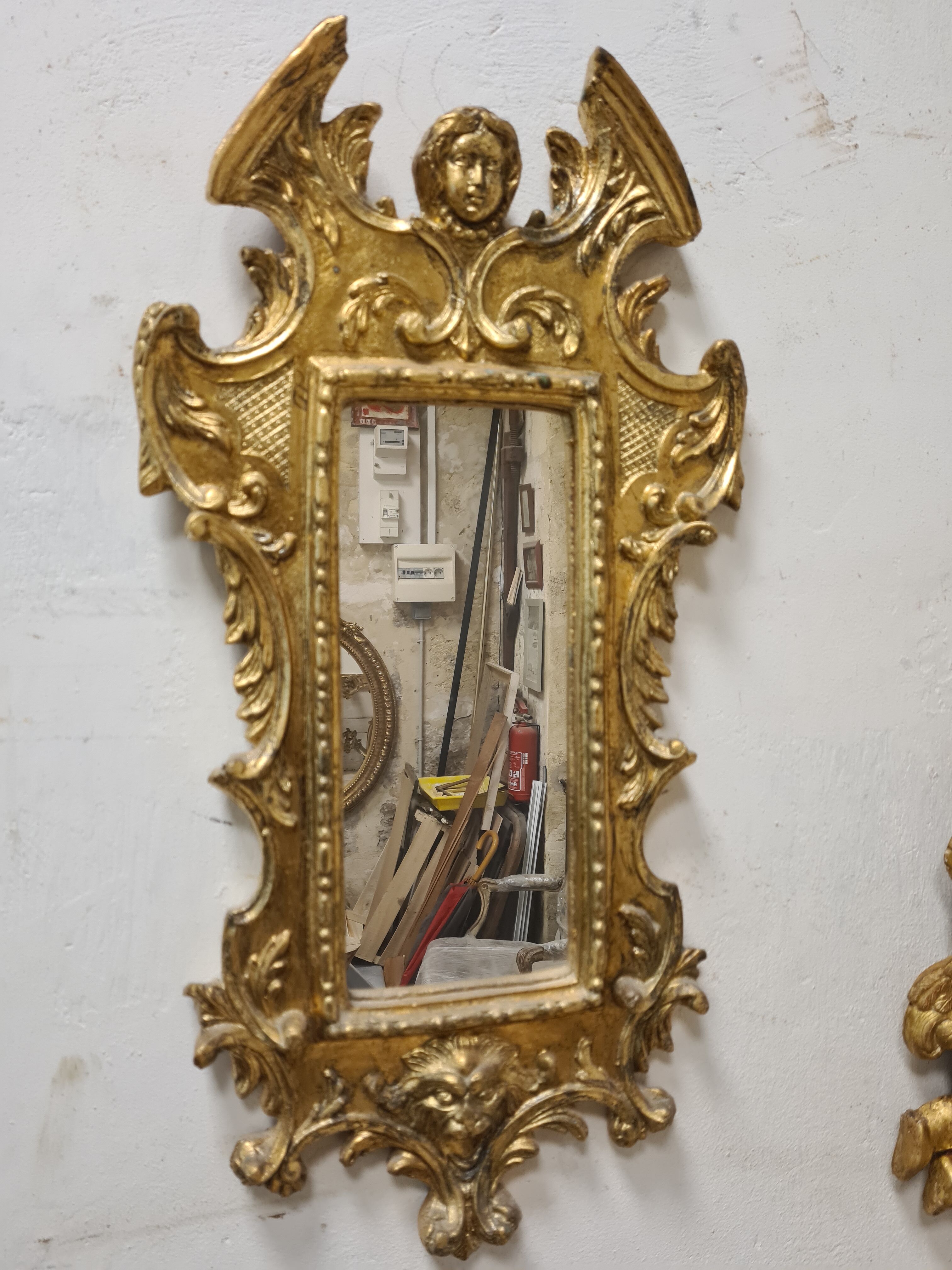 Mirror in gilded plaster with leaf 61x32