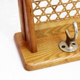 Wall coat rack with shelf