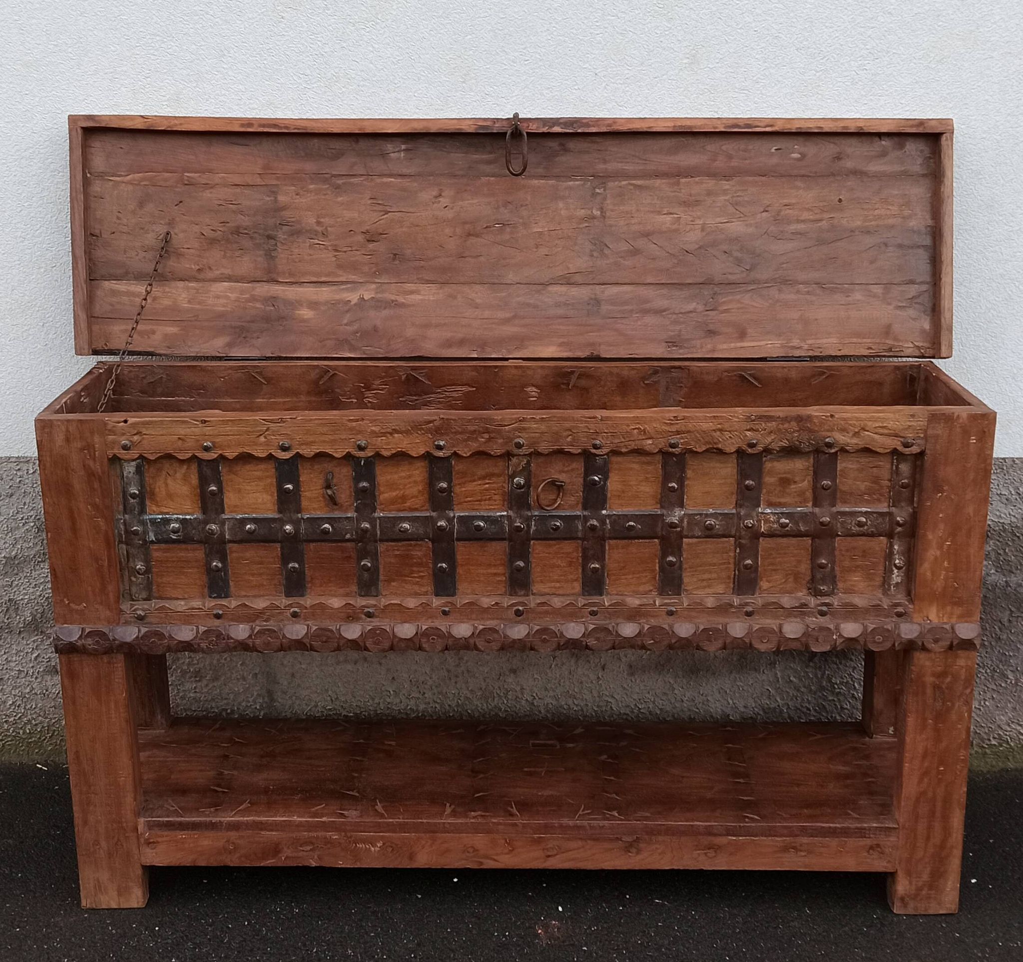 Console coffre en bois