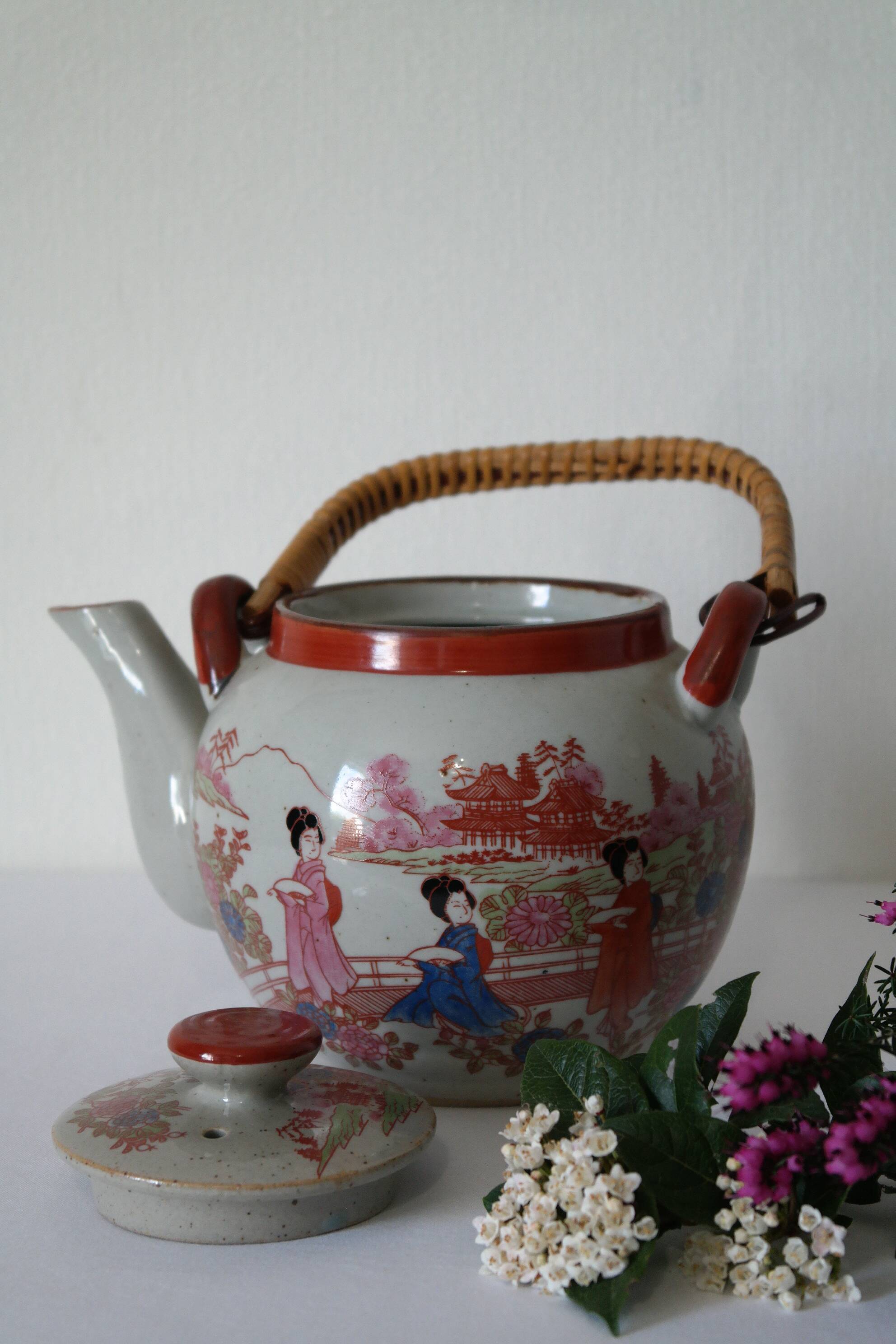 Théière Japonaise en céramique peinte