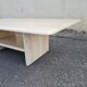 Table basse en travertin