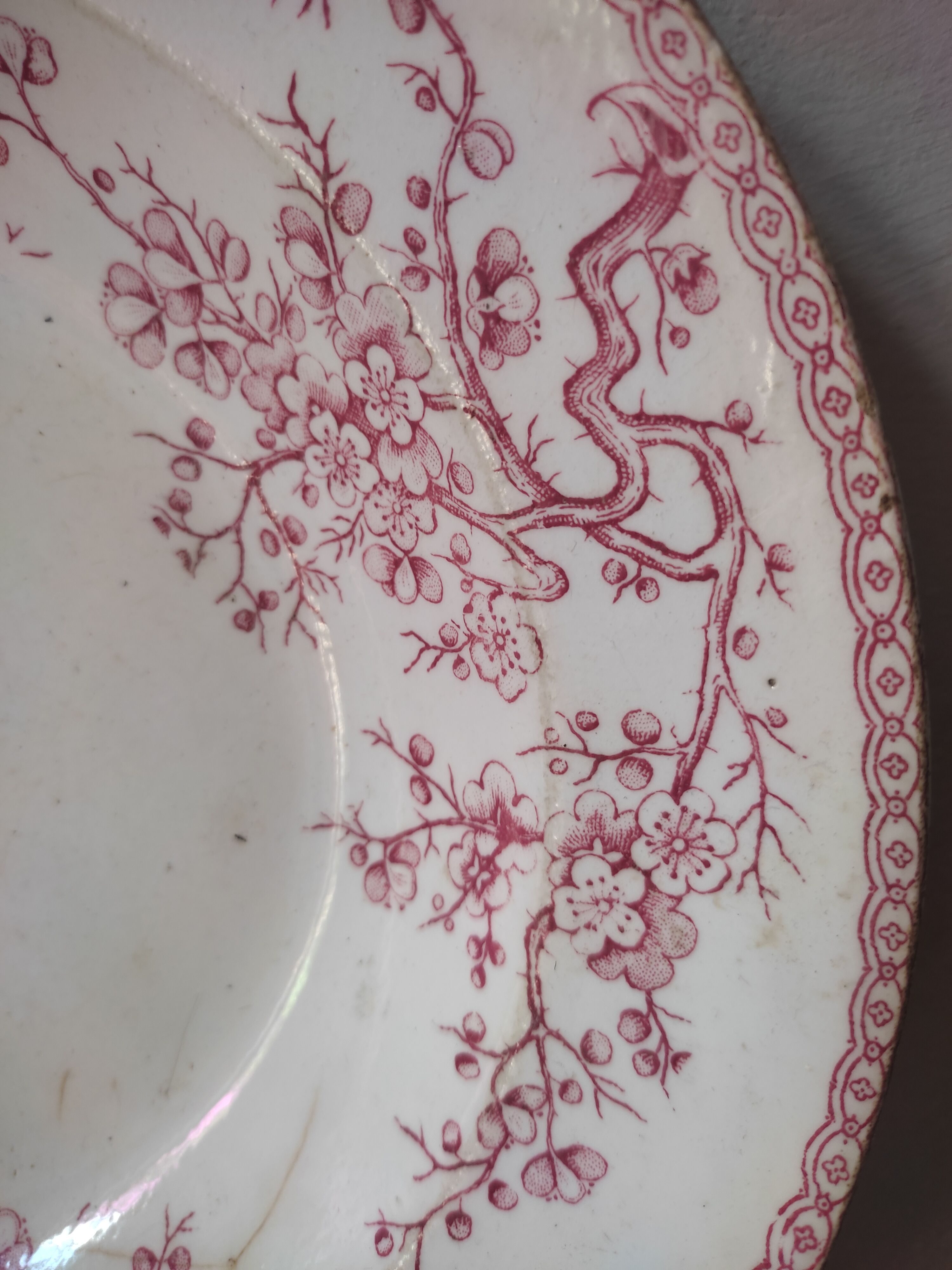 Hollow flat iron earth Gien