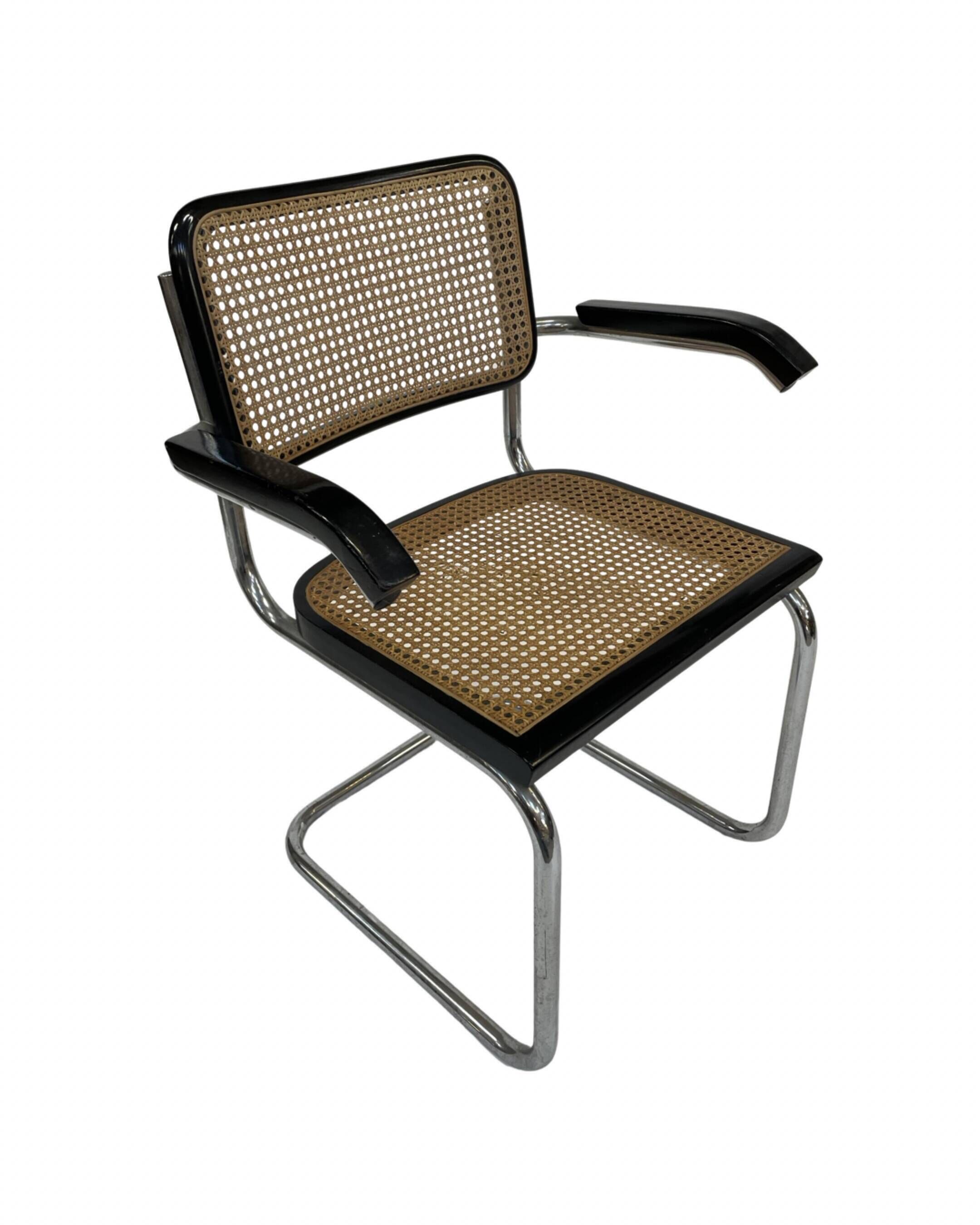 Set of 4 chairs model B64 Cesca with armrests in Black and Chrome
