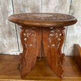 Ancienne table basse tripode bois sculpté & laiton incrusté inde vintage