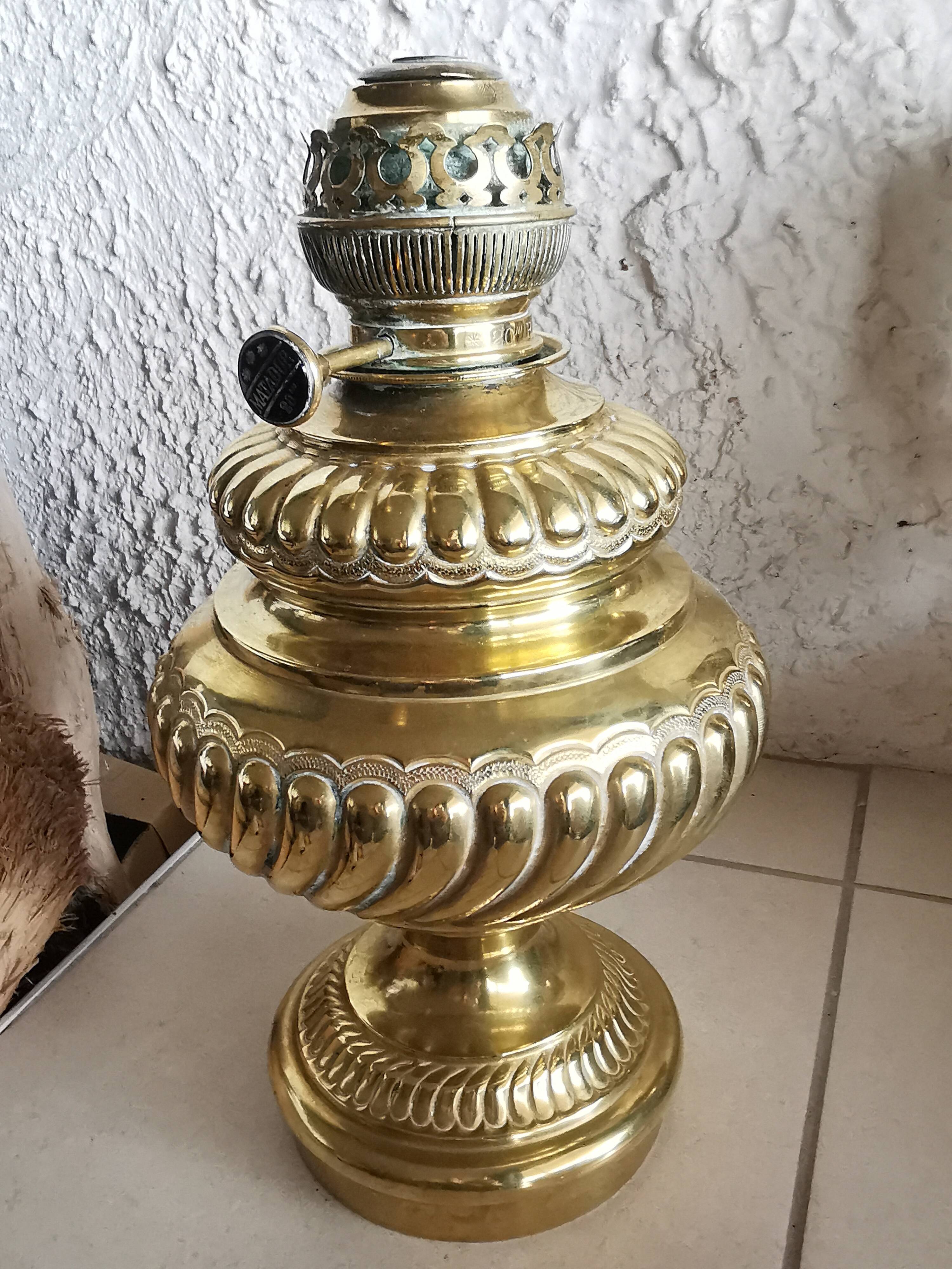 Lampe pétrole orientale laiton brûleur matador