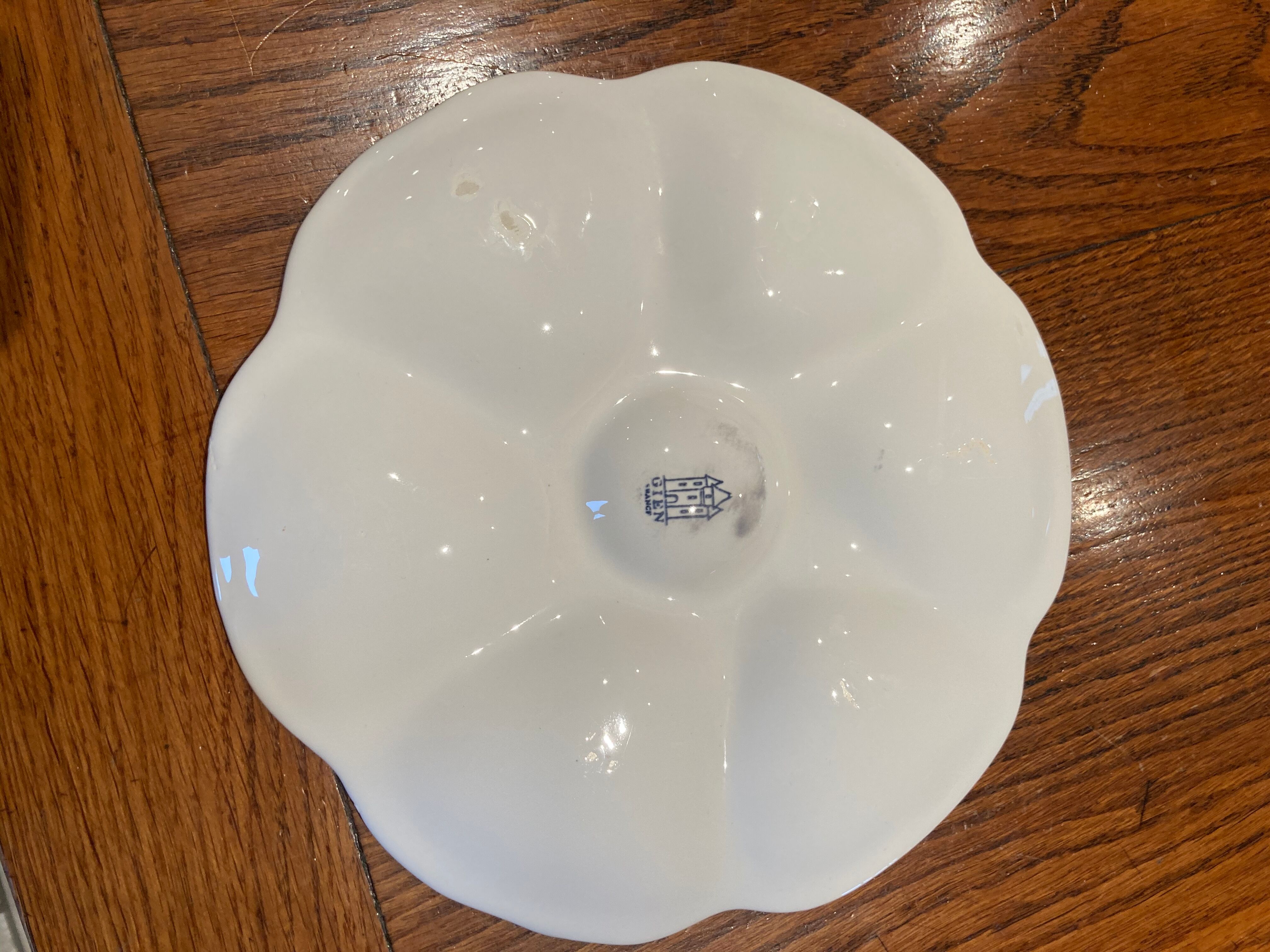 Set of 12 plates and its oyster dish