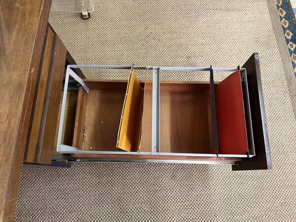 Bureau en bois ancien