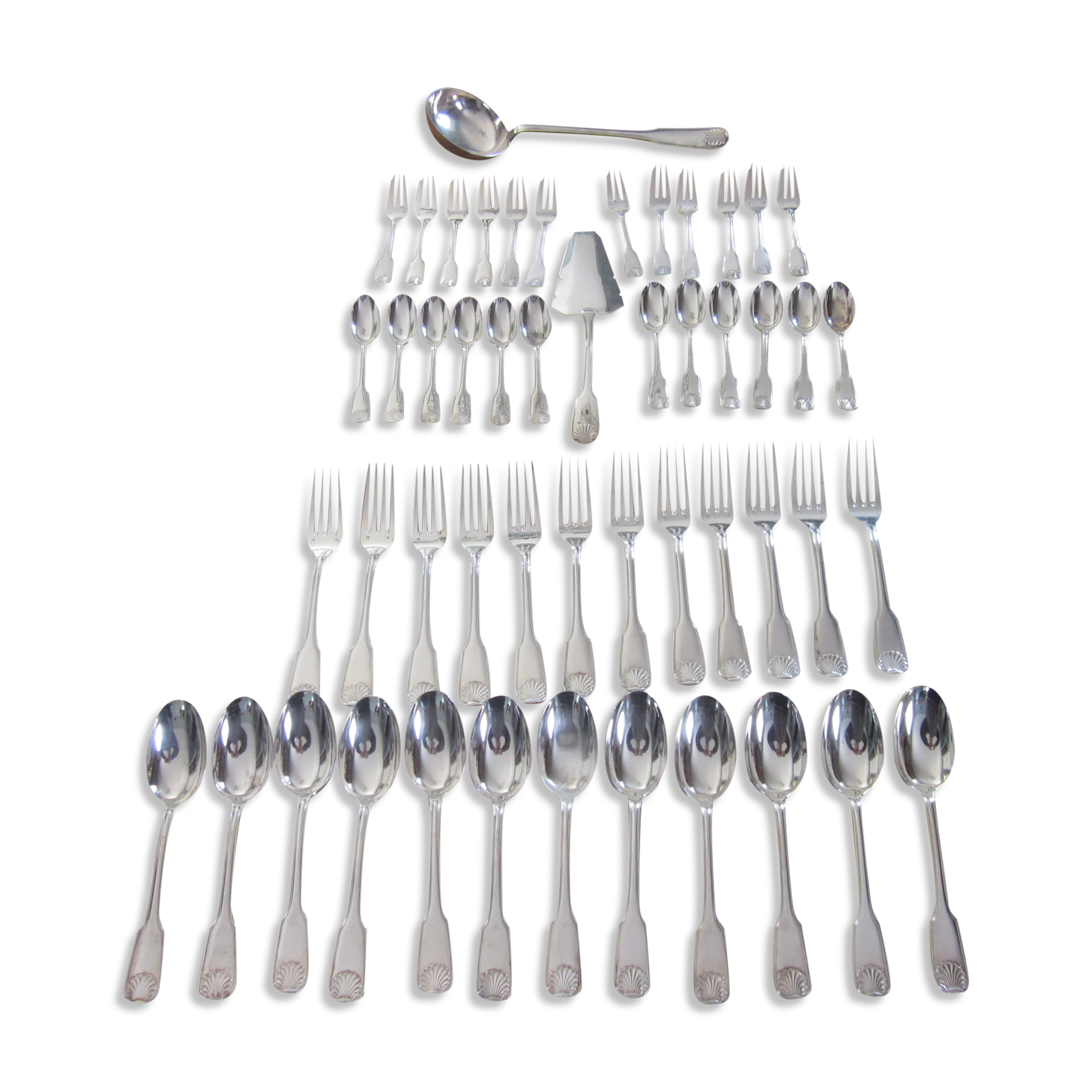 Silver metal menagere 50 pieces
