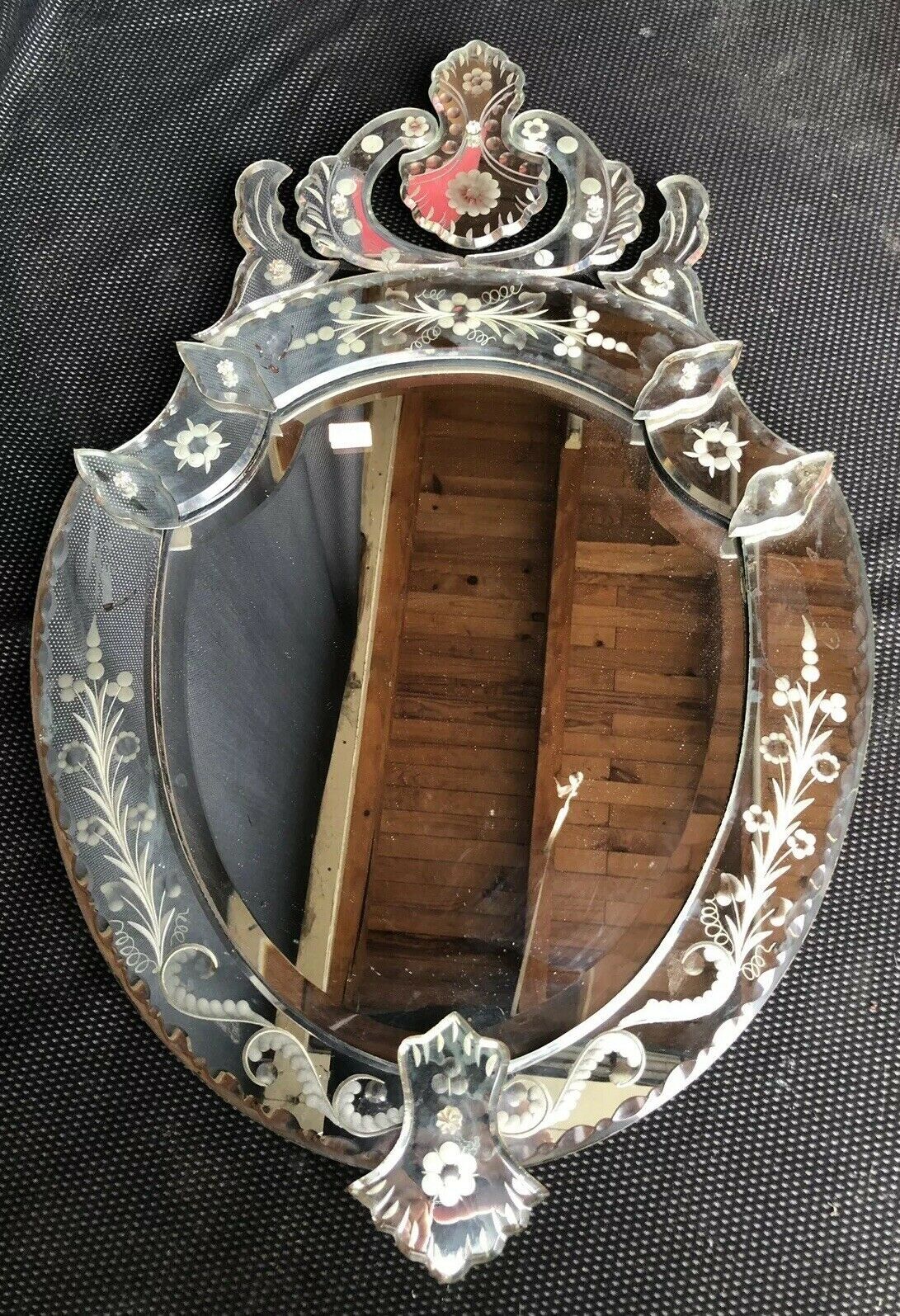 Venetian mirror period 1950 art deco 73.5 x 46 cm