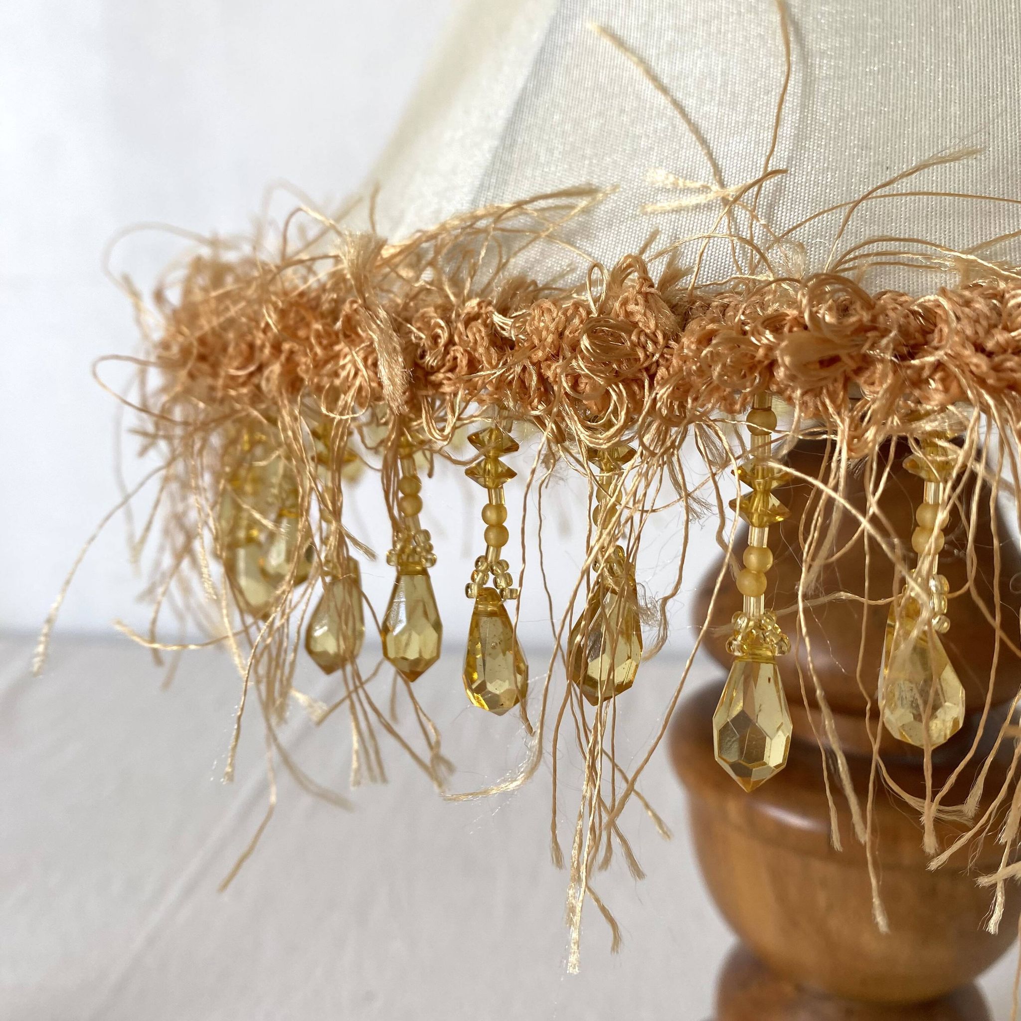 Lampe rétro bois et perles