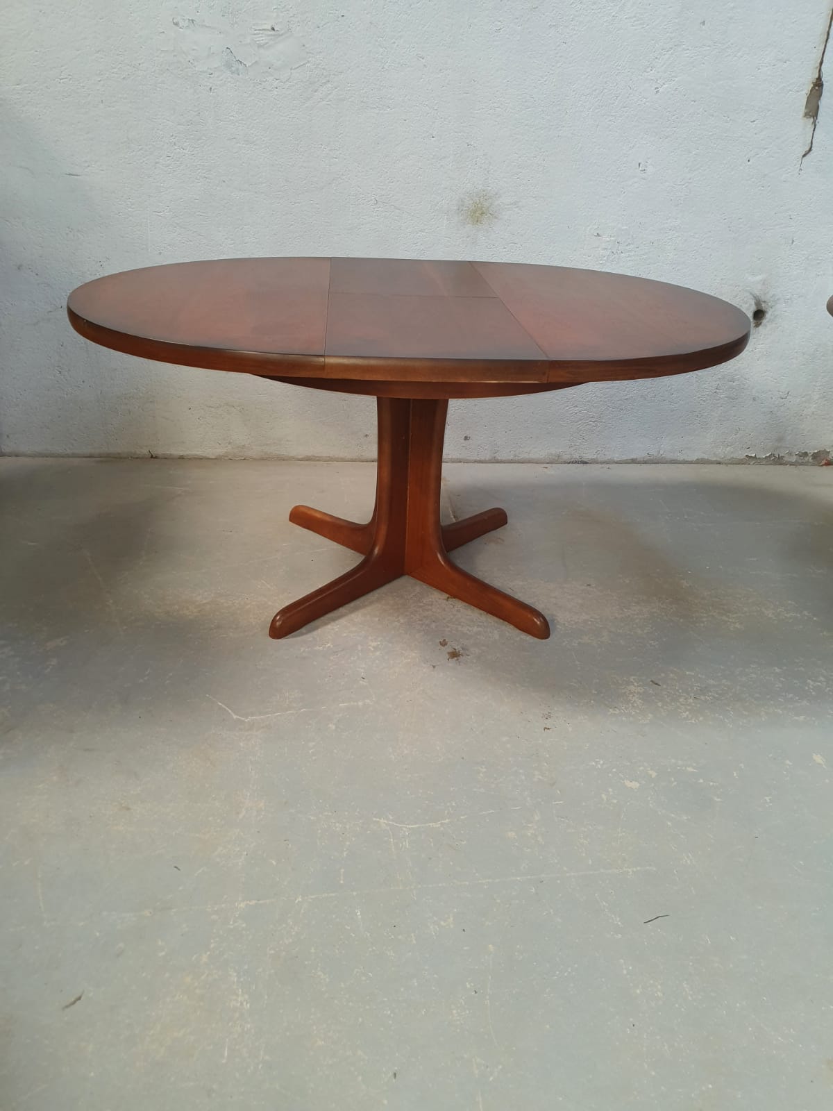 Table ronde extensible baumann en merisier