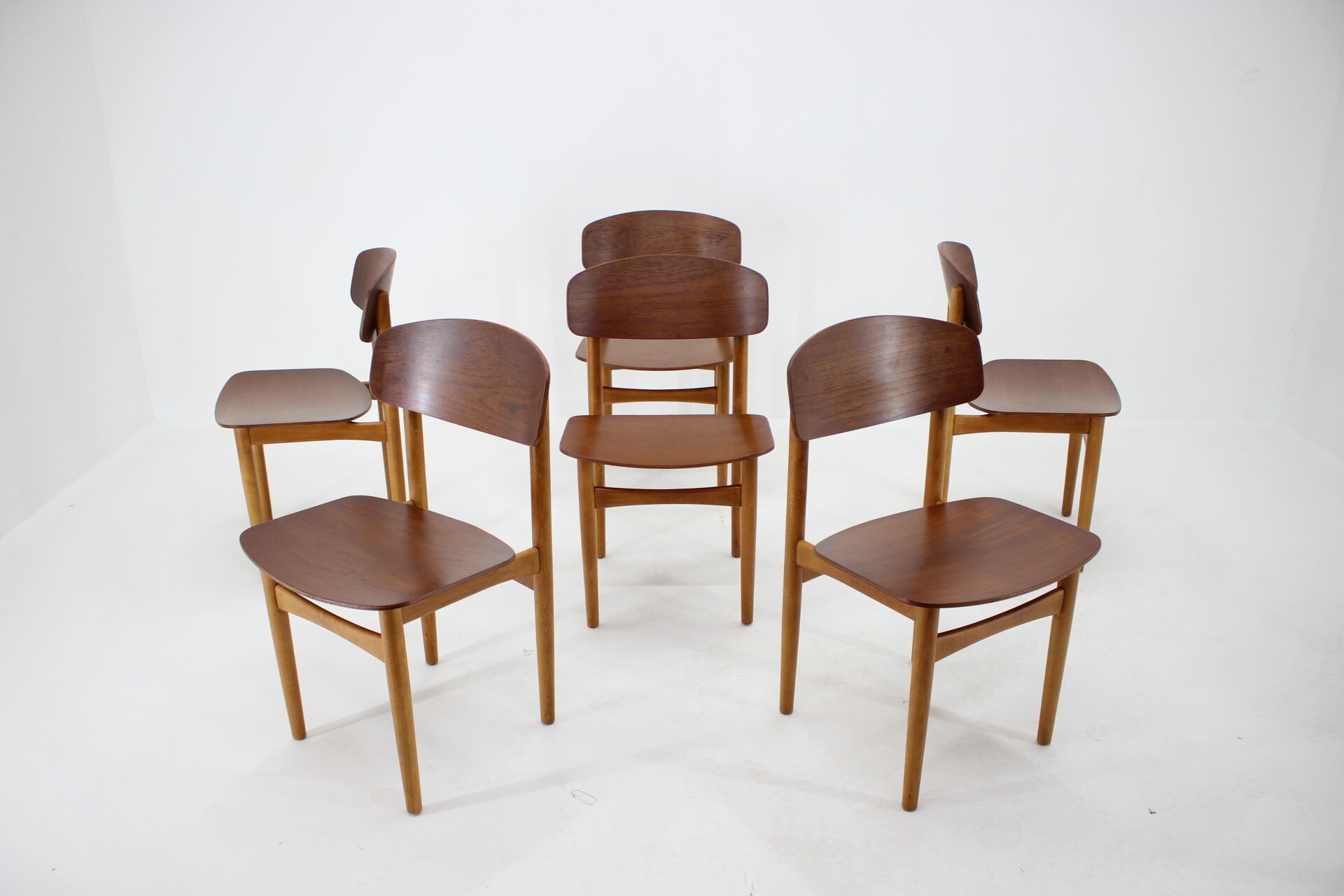 1960s Børge Mogensen Model 122 Oak and Teak Dining Chairs for Søborg Møbelfabric, Denmark