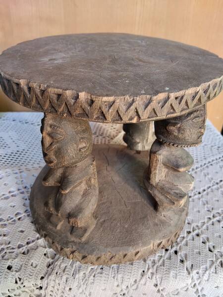 African art, tribal art, antique caryatid stool