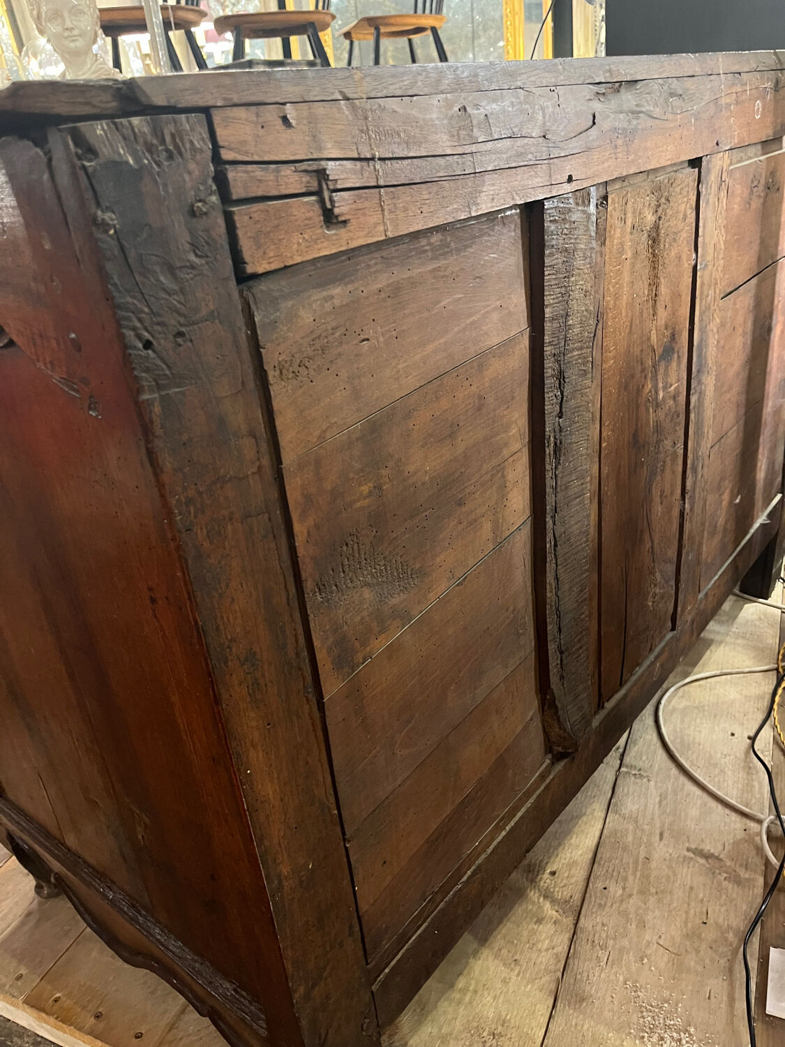 XVIII double crossbow chest of drawers