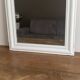 Miroir Louis Philippe fin 19ème. Blanc. 80x60.