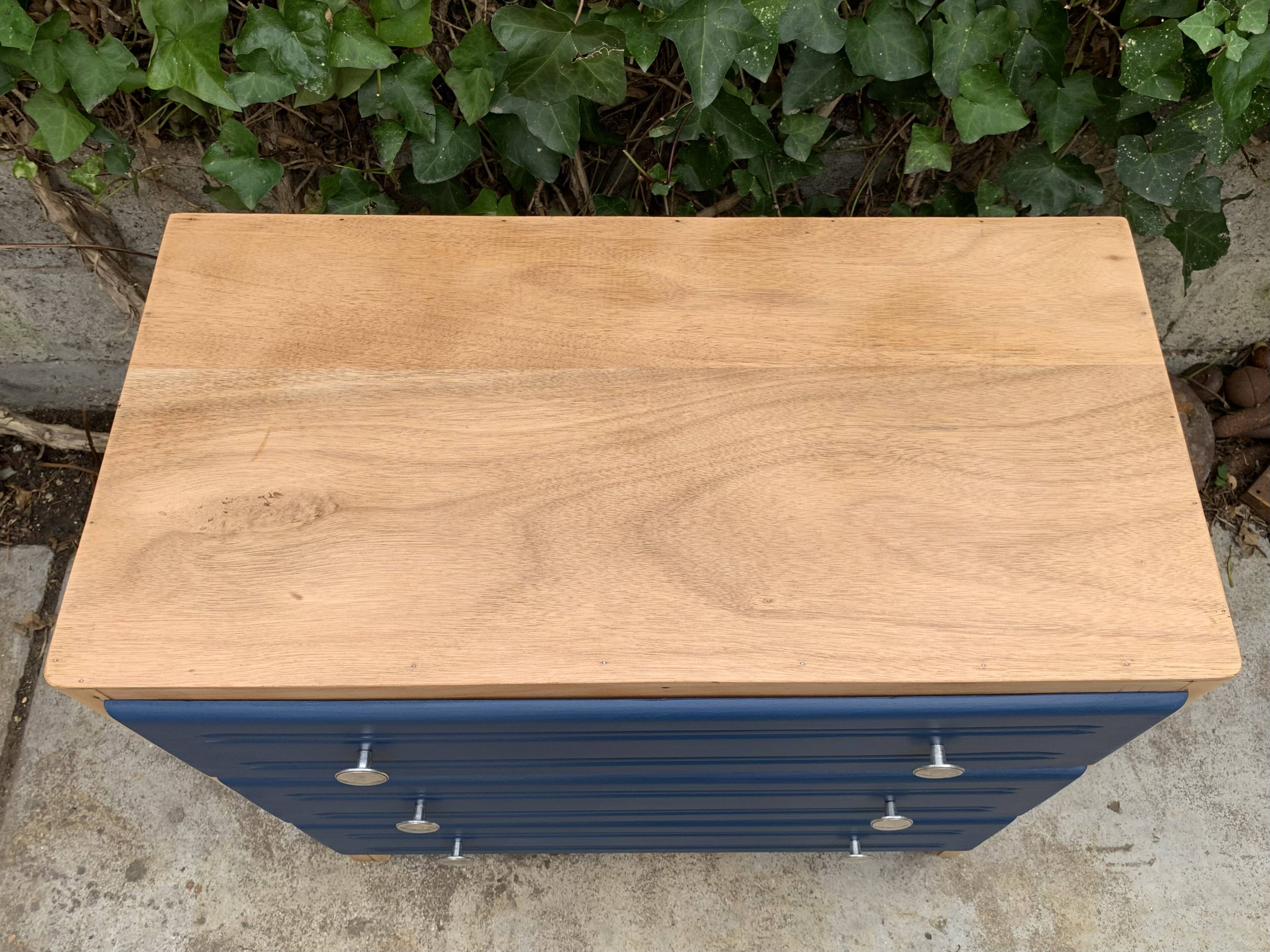 Art Deco chest of drawers in raw wood and blue, 1940