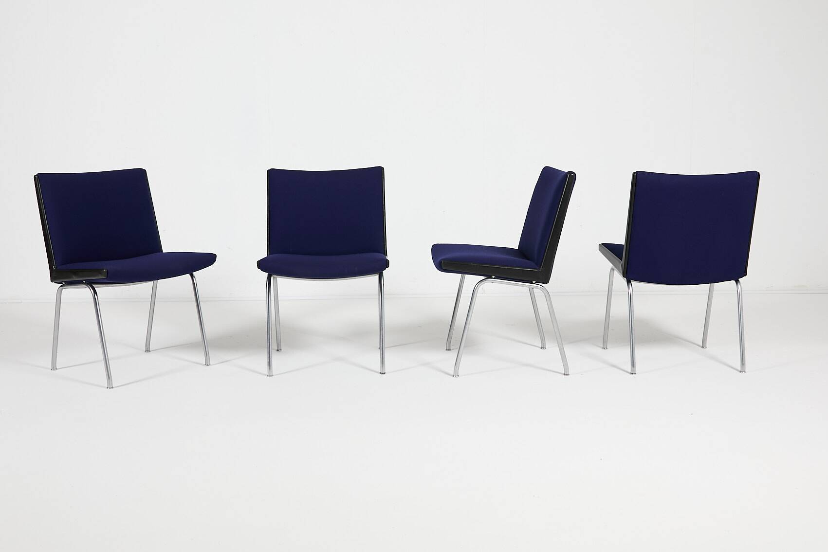 Set of 4 Danish Modern ‘Airport’ chairs by Hans J. Wegner