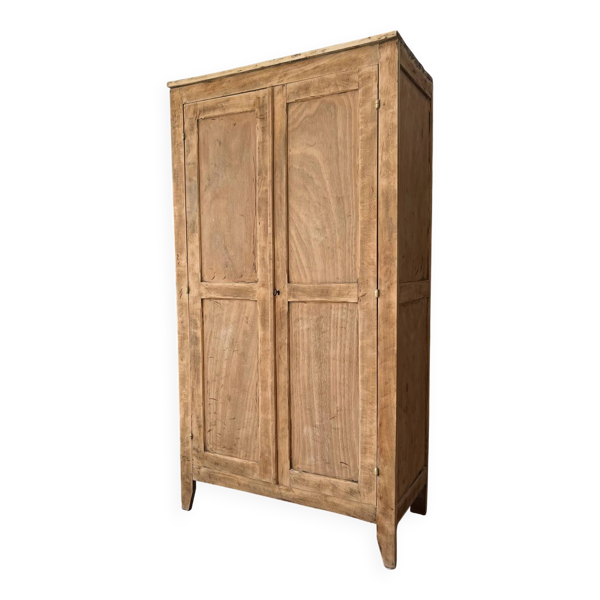 Armoire penderie parisienne en hêtre
