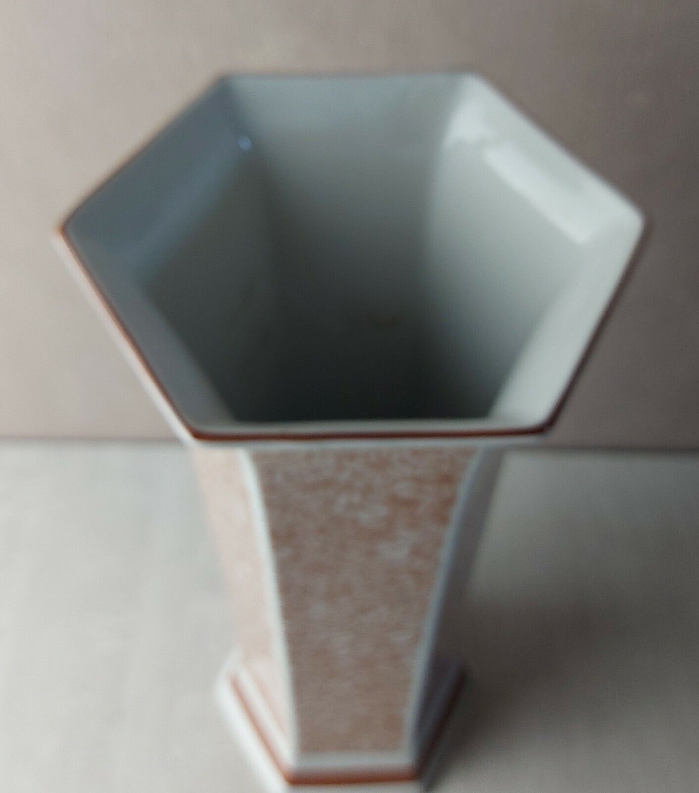 Ceramic vase, leaf decoration, royal china seltmann bavaria 3003/30