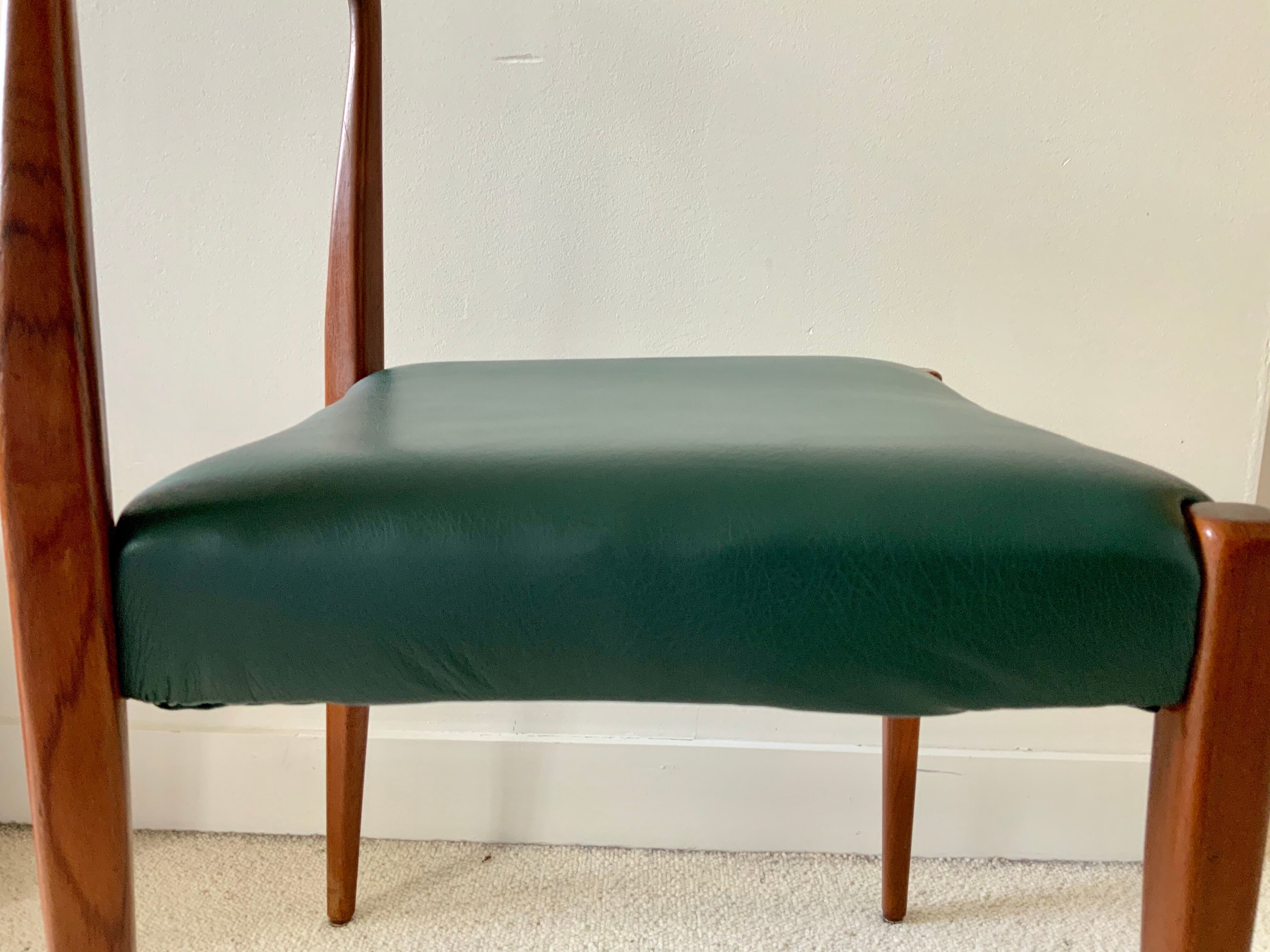 Niels Otto Møller chairs 71