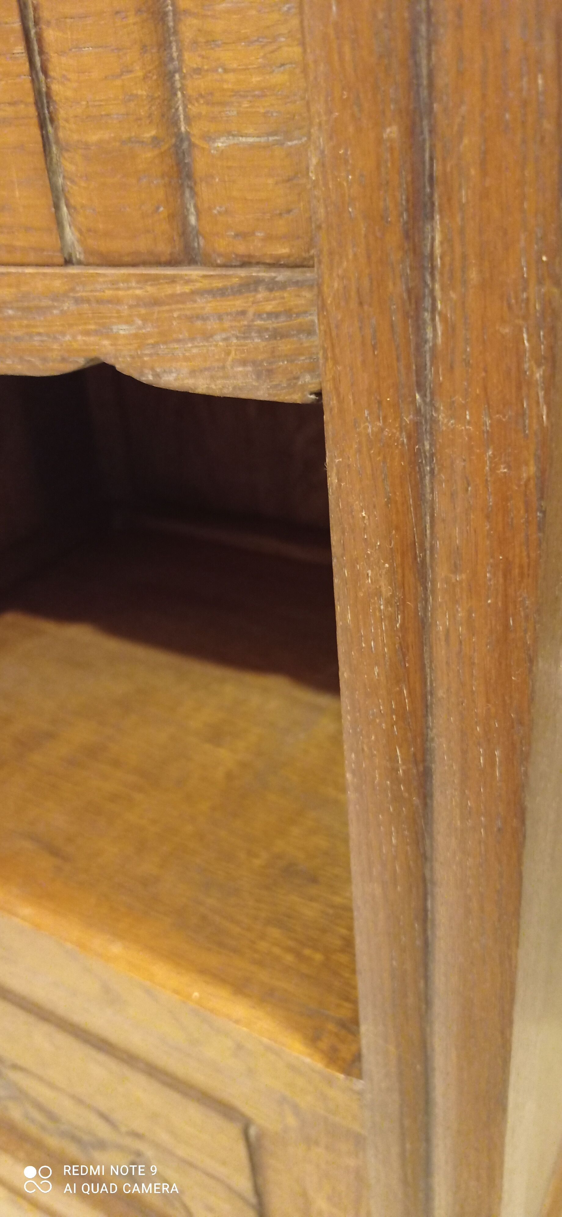 Chevet ou meuble d'entrée