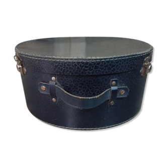 Hat box