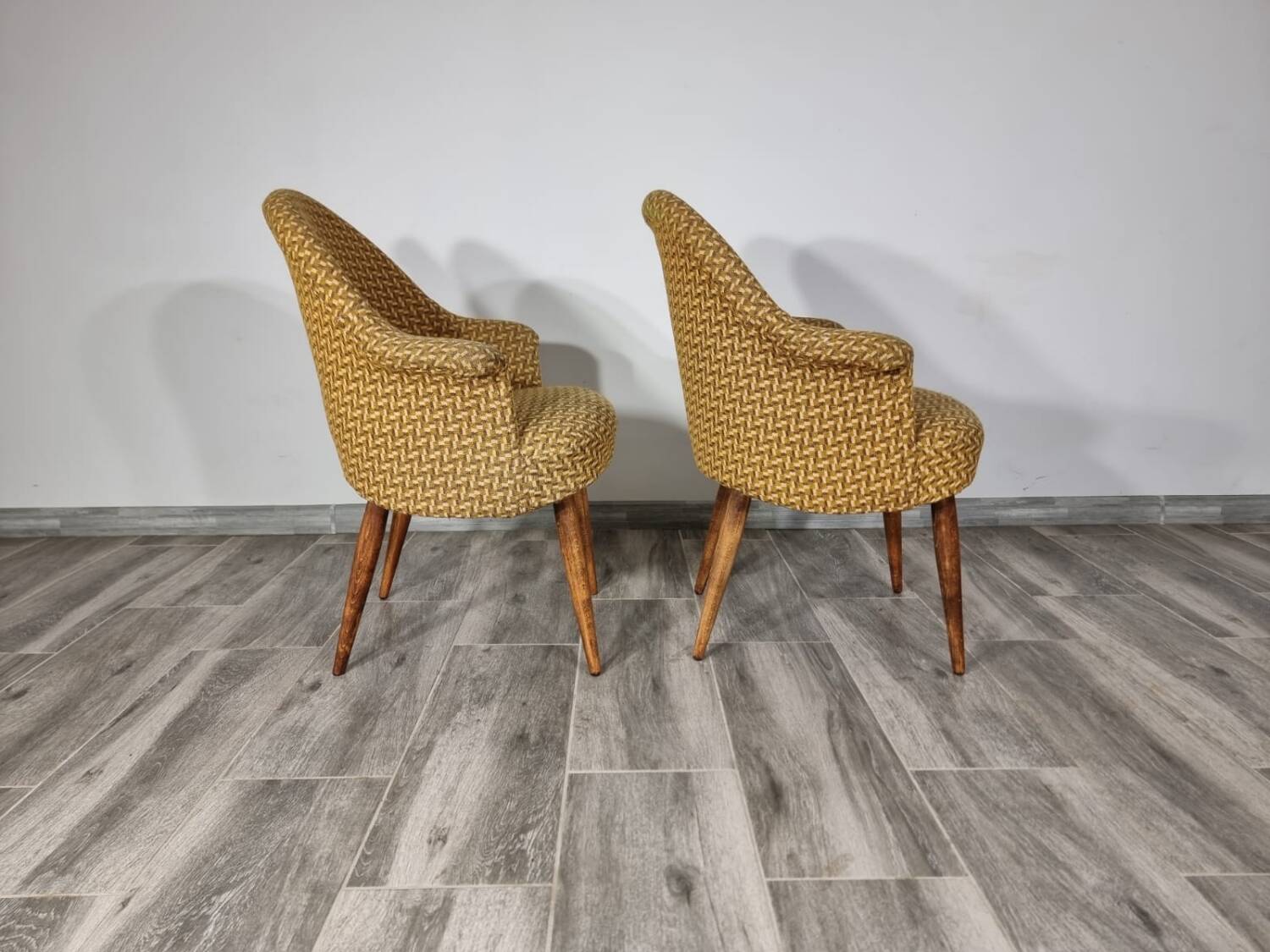 Fauteuils du milieu du siècle