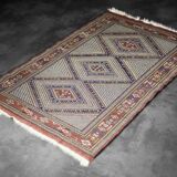 Vintage Hand-Woven Oriental Shiraz Rug, 1960s