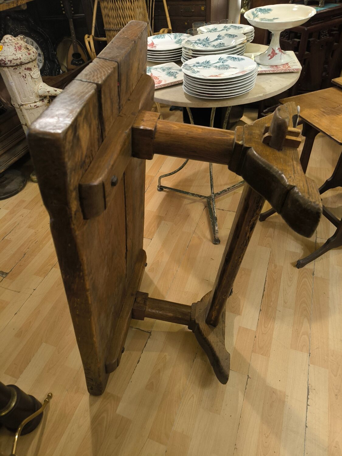 Monastery coffee table in solid elm.