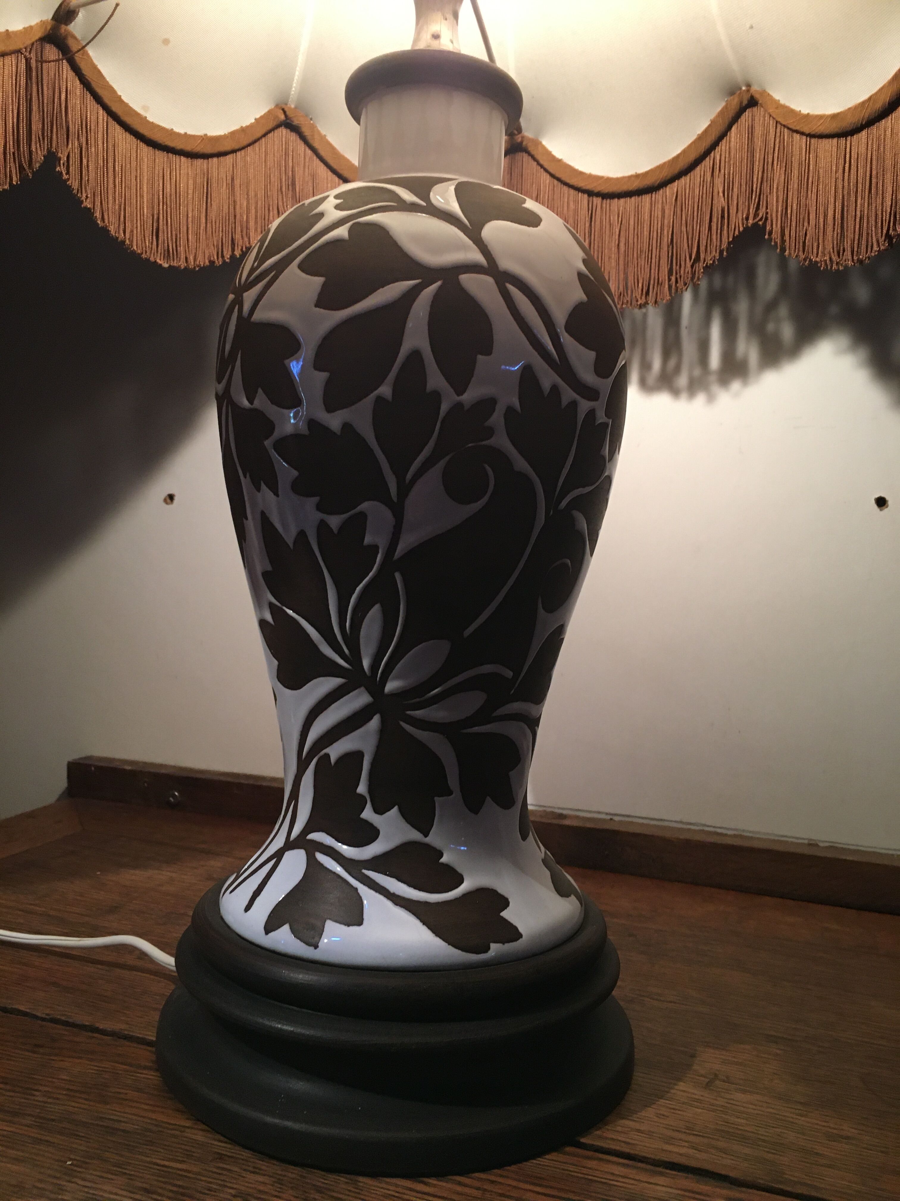 Ceramic lamp and wooden base from the 70s