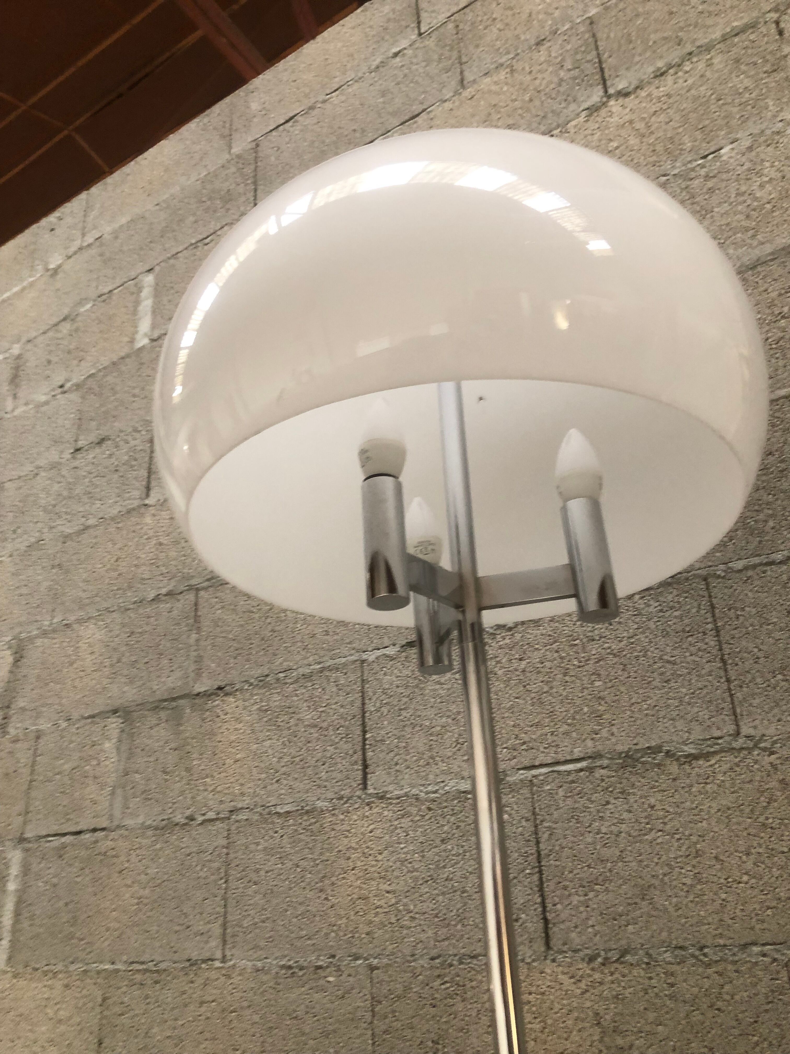 1970s design lamppost