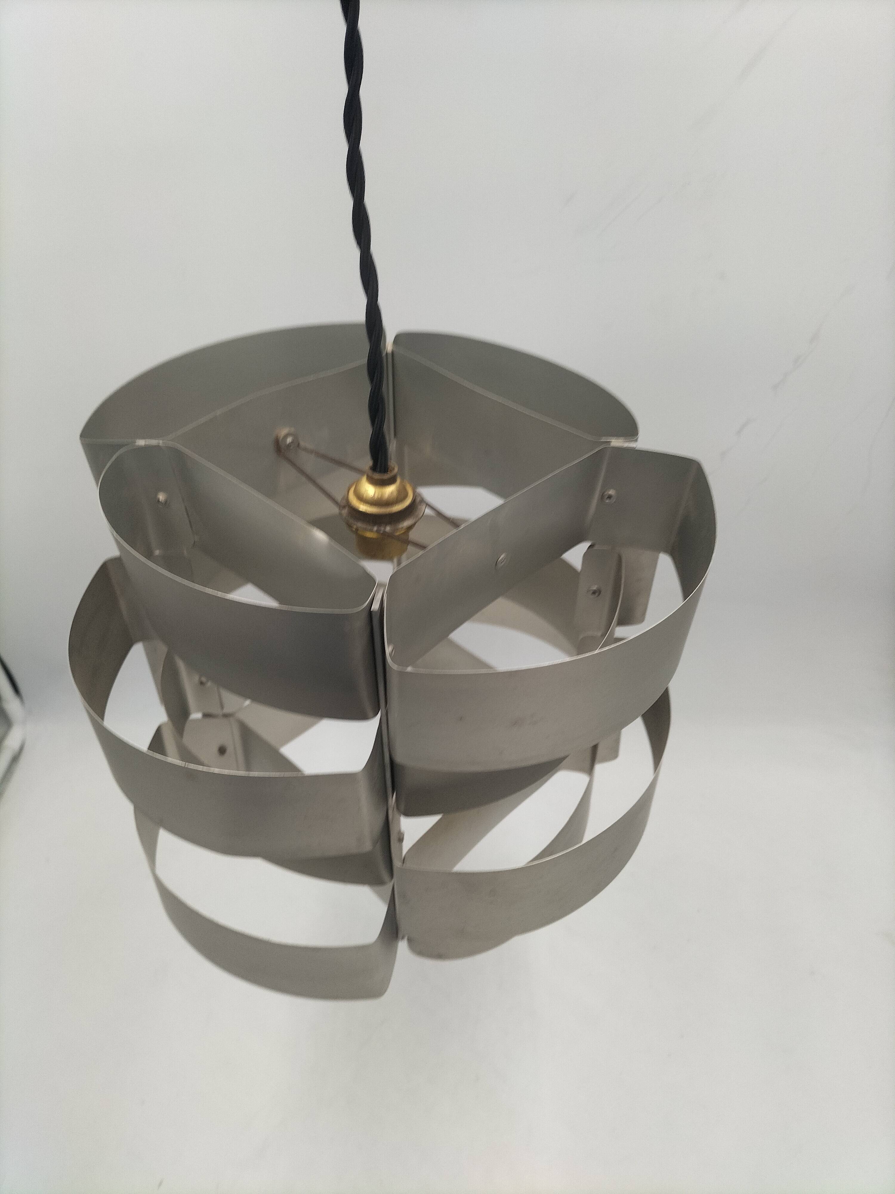 Max sauze pendant light