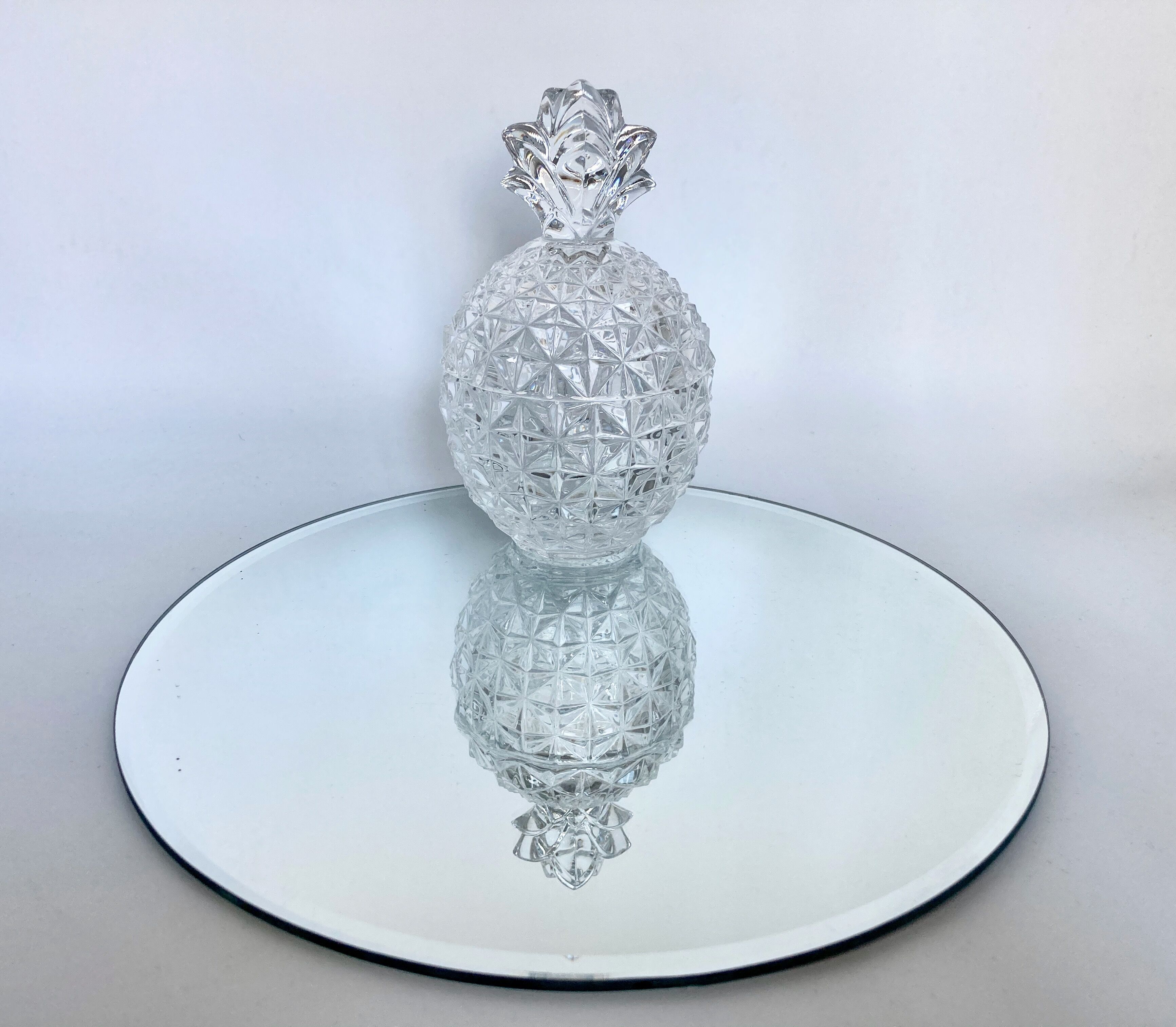 Crystal pineapple candy