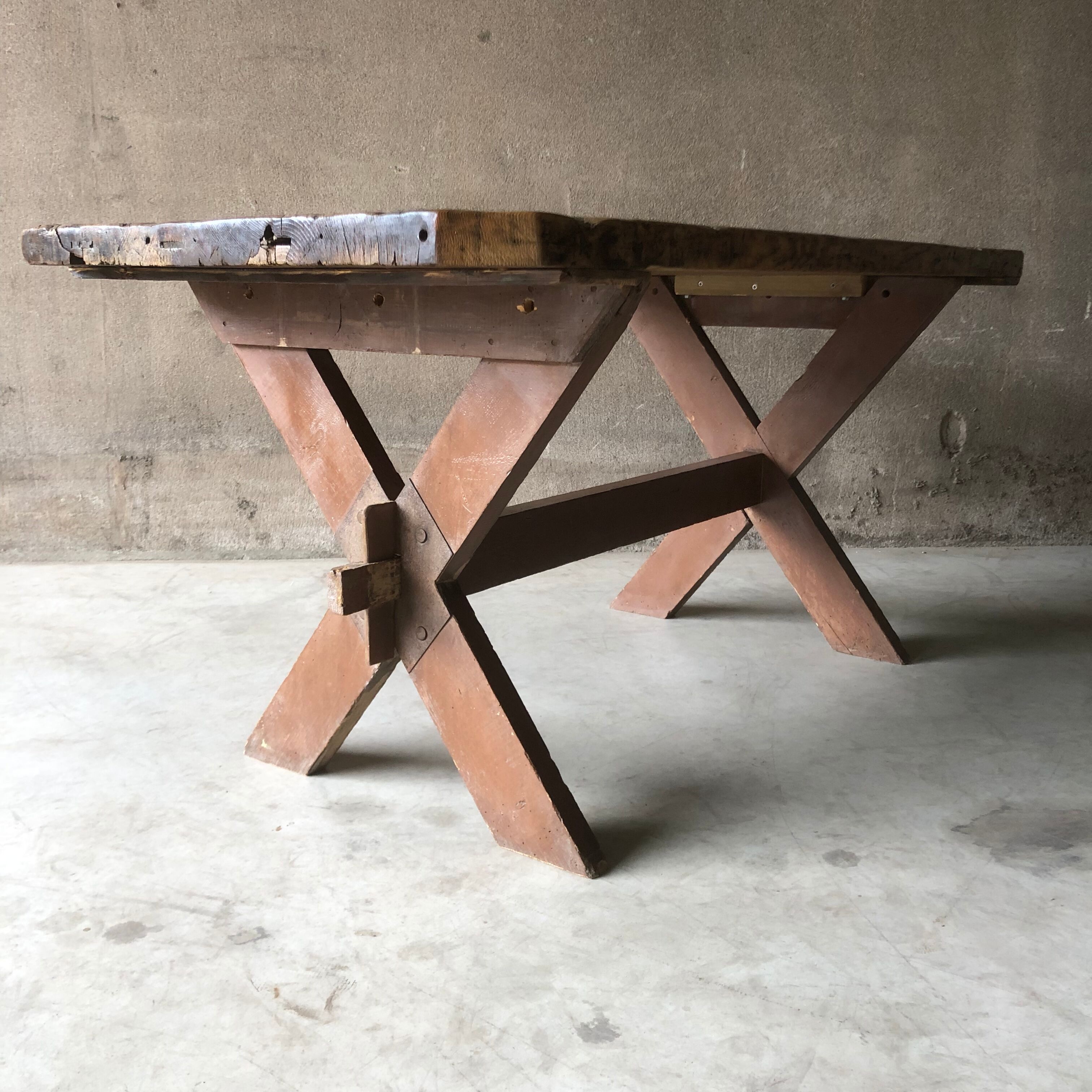 Industrial table