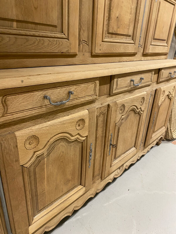 Buffet deux corps louis XV en bois brut