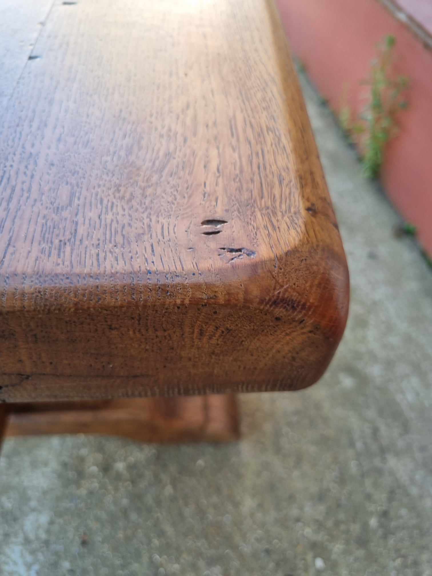 Farm table