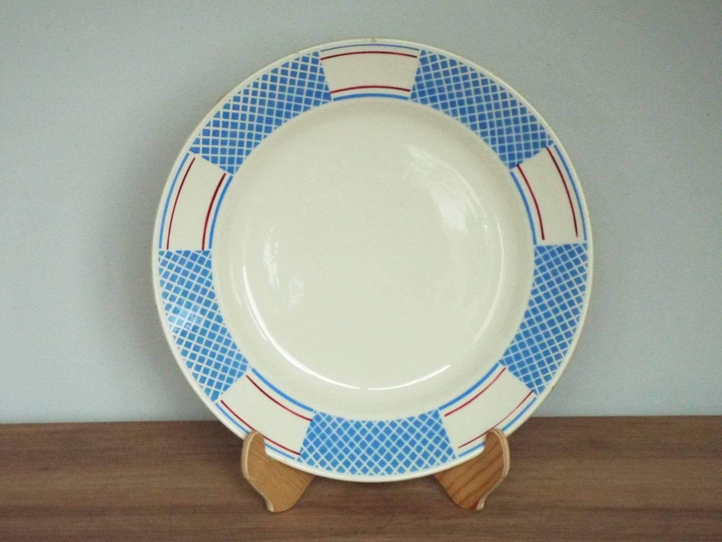 Badonviller round dish