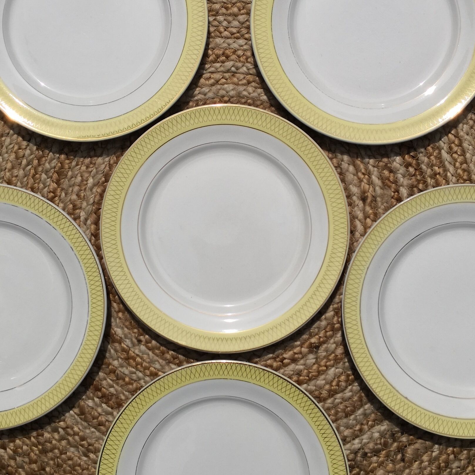 Set 6 flat Plates Saint Amand