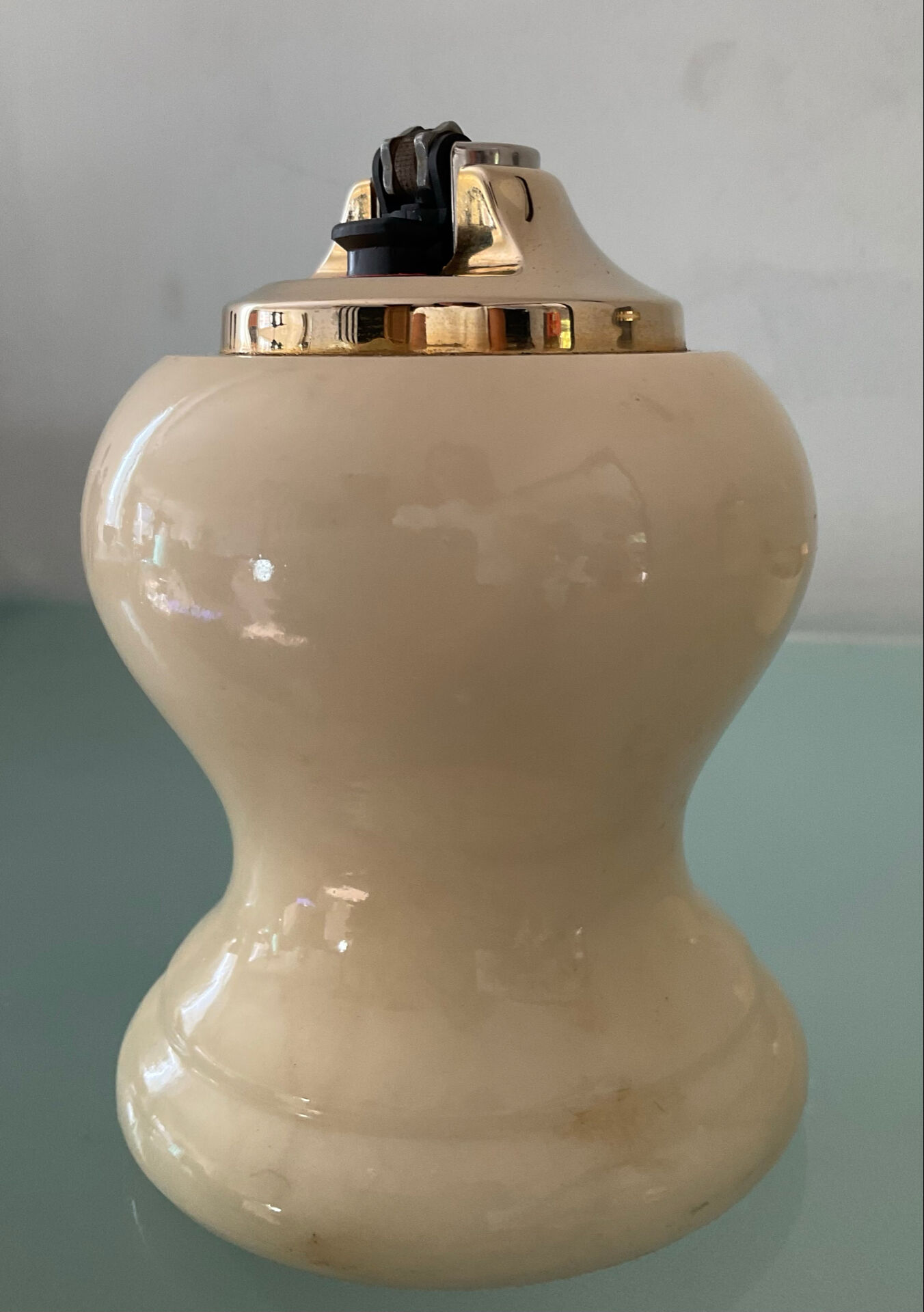 Vintage smoker's set in onyx from the 1970s.