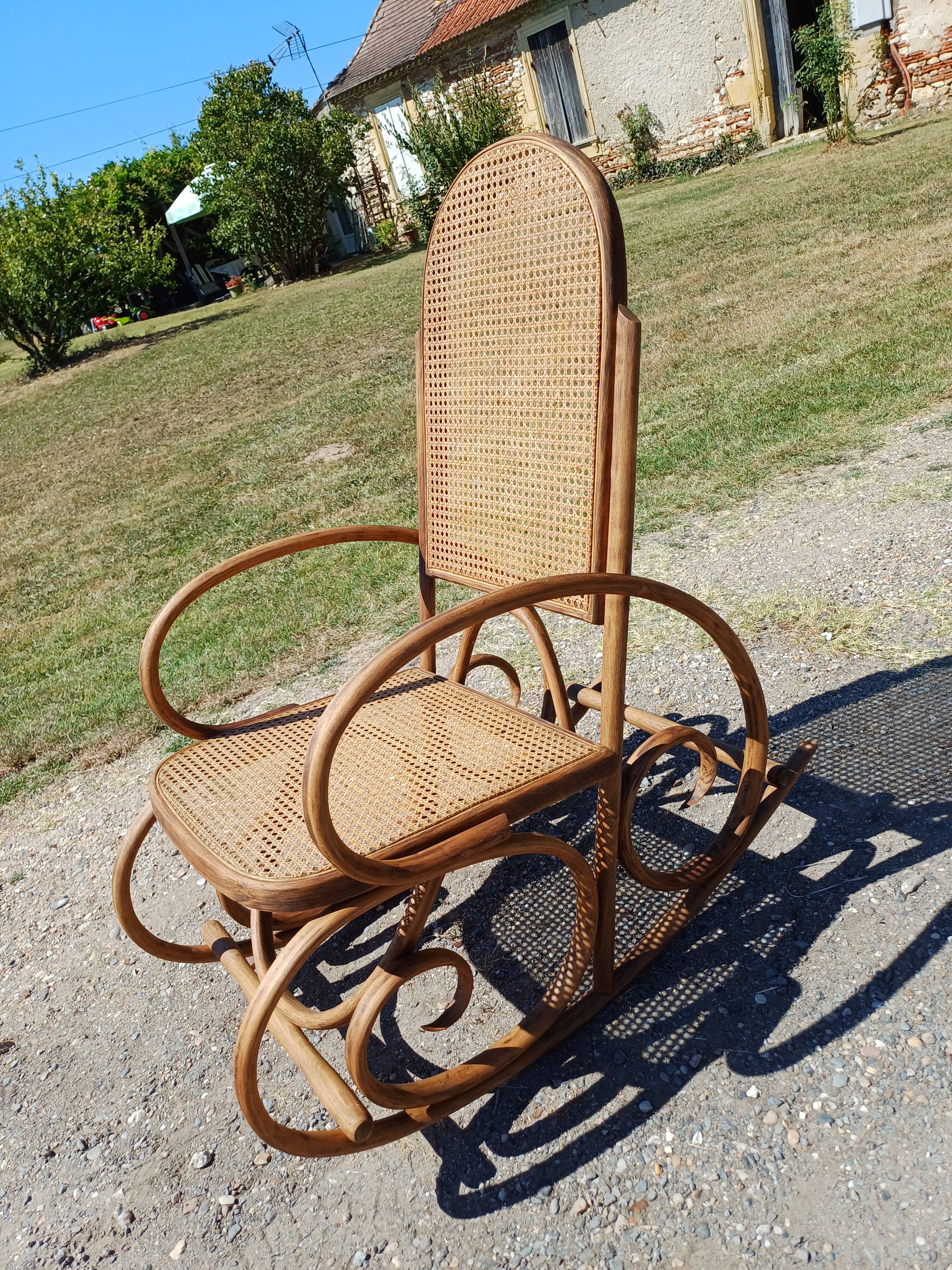 Rocking Chair Thonet 1930